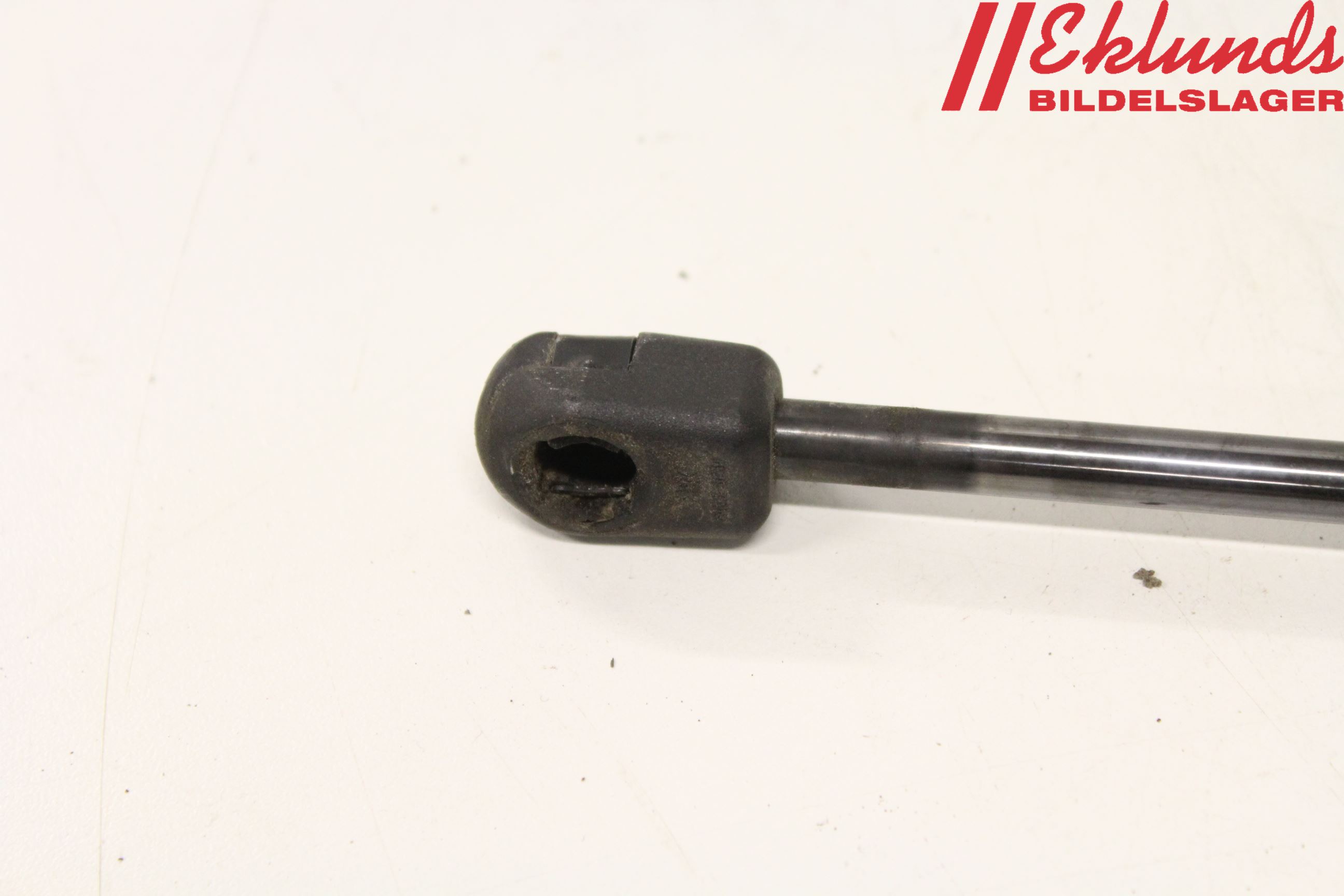 Toyota COROLLA VERSO 04-07 Gasfjäder Baklucka