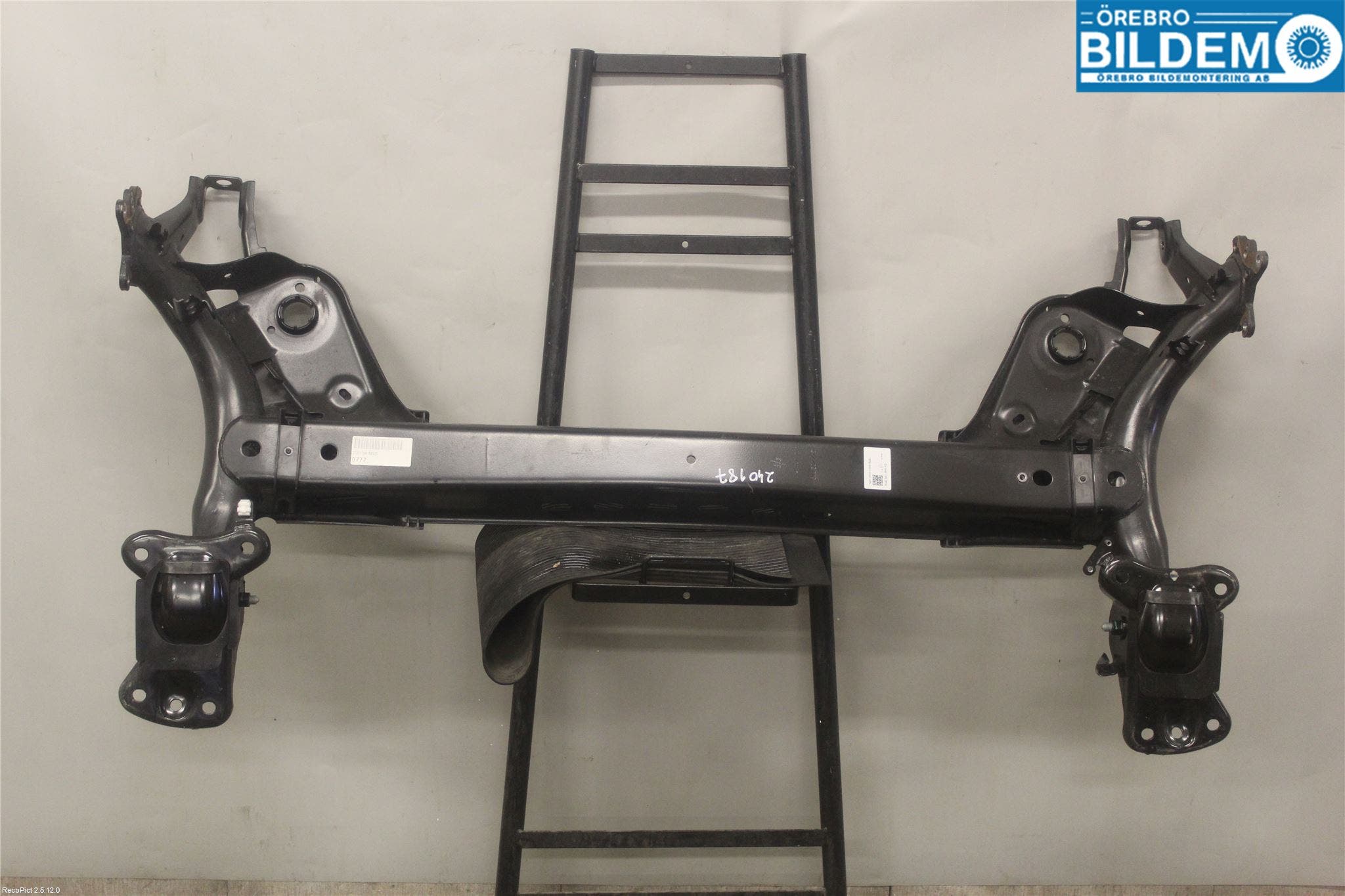 Audi A3/S3 8V 13-20 Bakaxelbalk