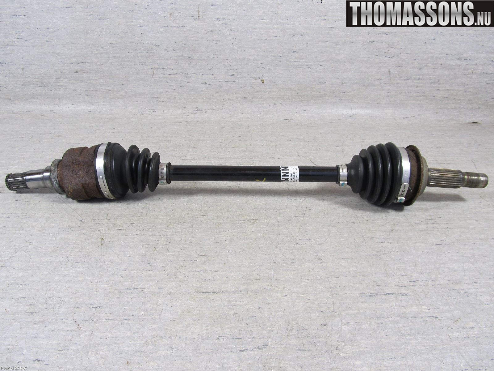 Toyota YARIS XP90 06-11 Drivaxel Fram Vänster