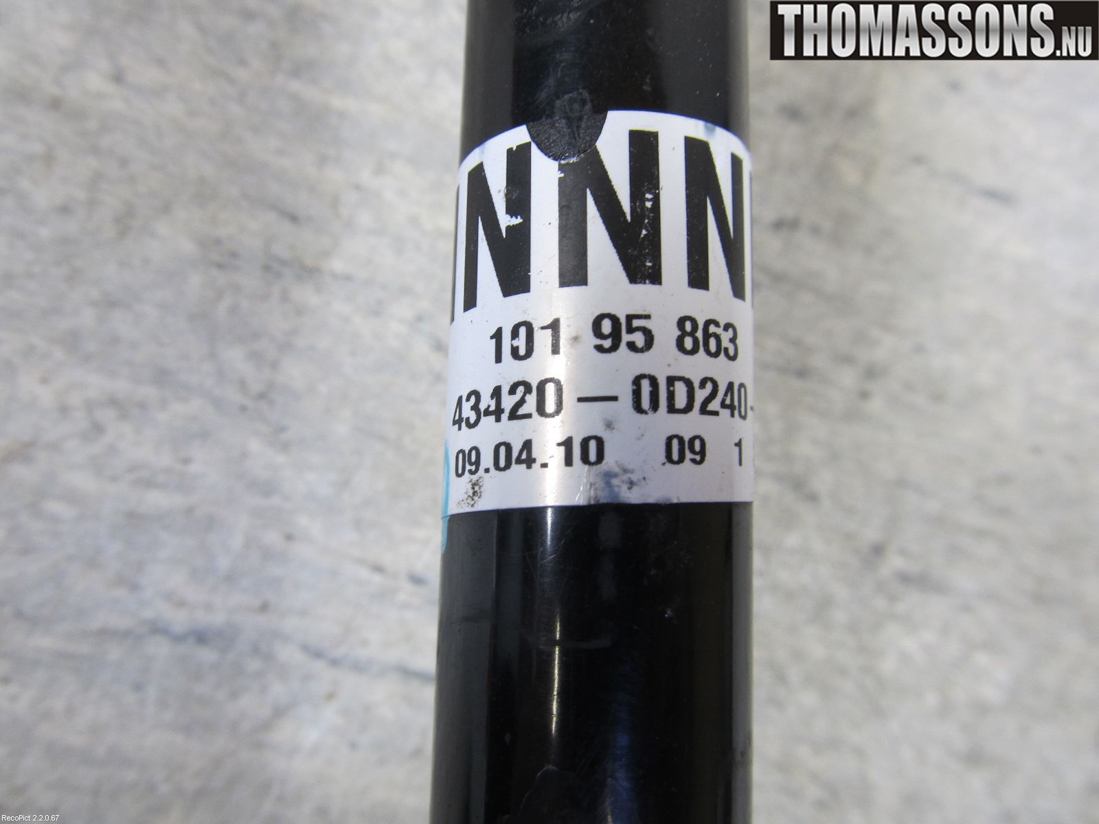 Toyota YARIS XP90 06-11 Drivaxel Fram Vänster