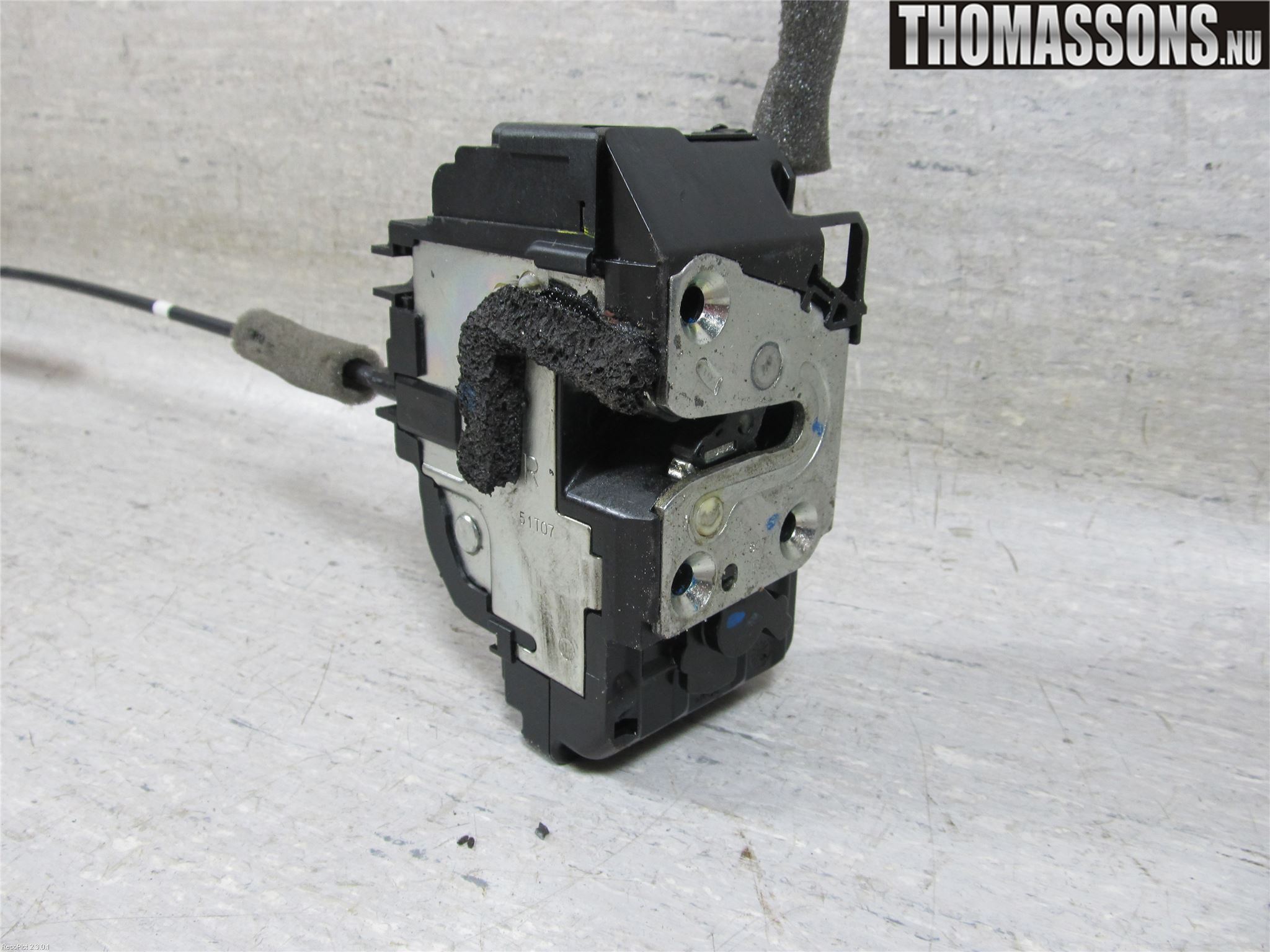 Nissan NAVARA 05-16 Låskista-Dörrlås