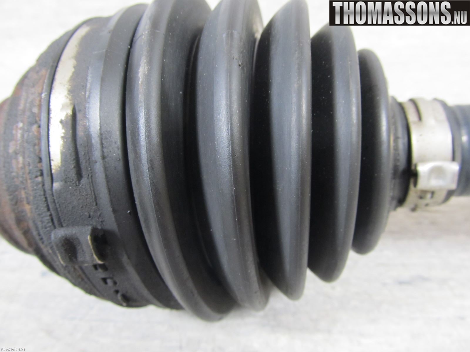 Volkswagen VW GOLF PLUS/CROSS GOLF 04-14 Drivaxel Fram Vänster