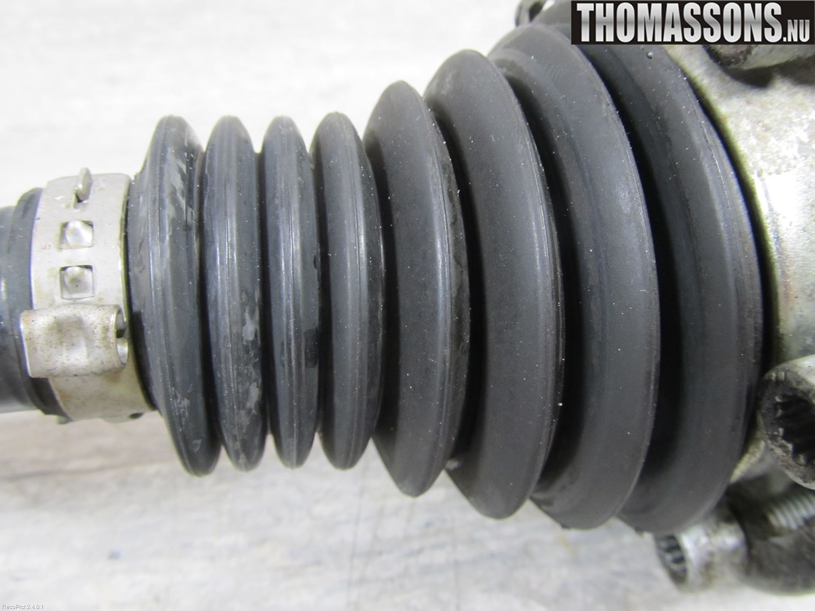 Volkswagen VW GOLF PLUS/CROSS GOLF 04-14 Drivaxel Fram Vänster