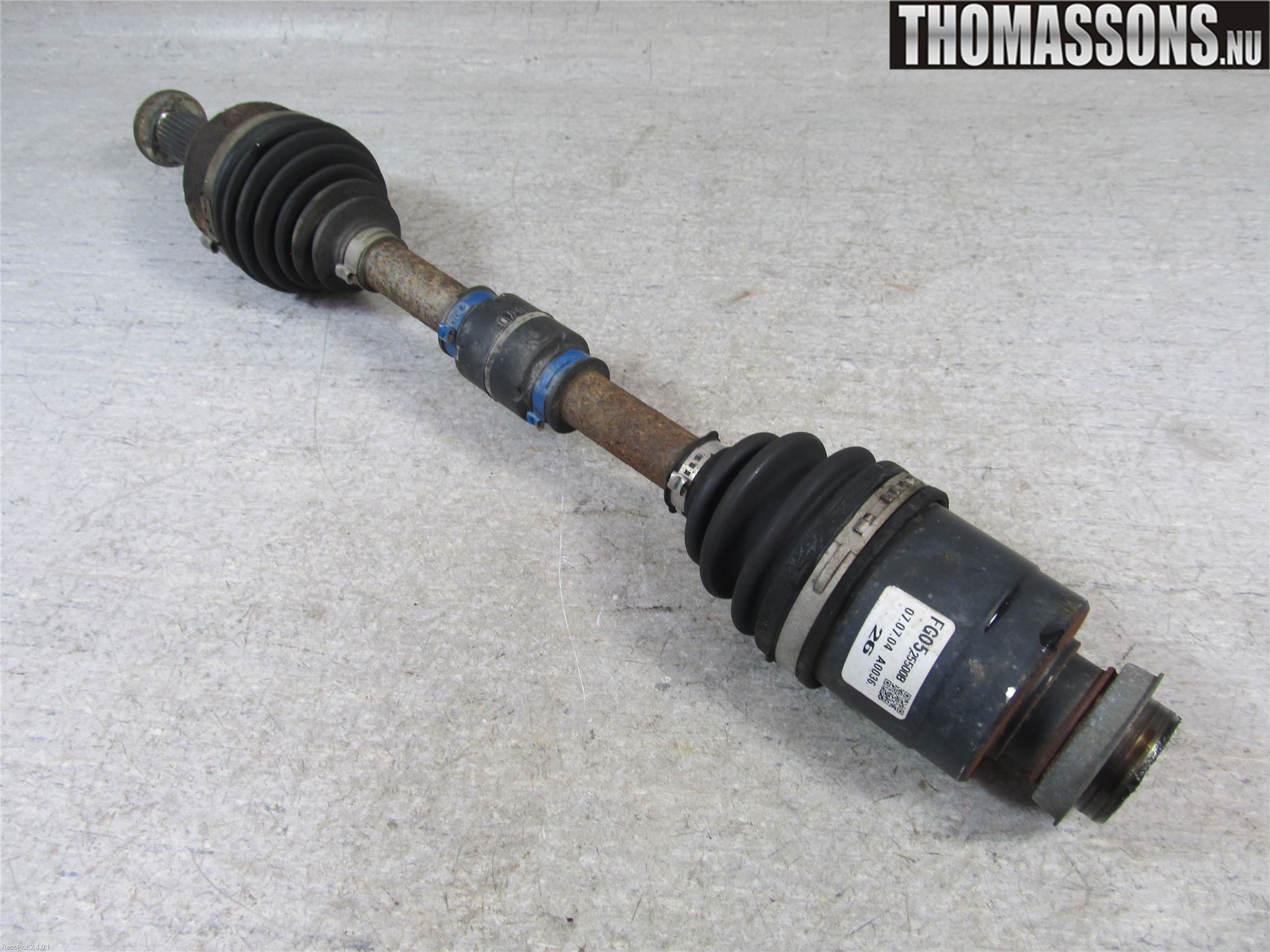 Mazda 3 I 07-08 Drivaxel Fram Höger