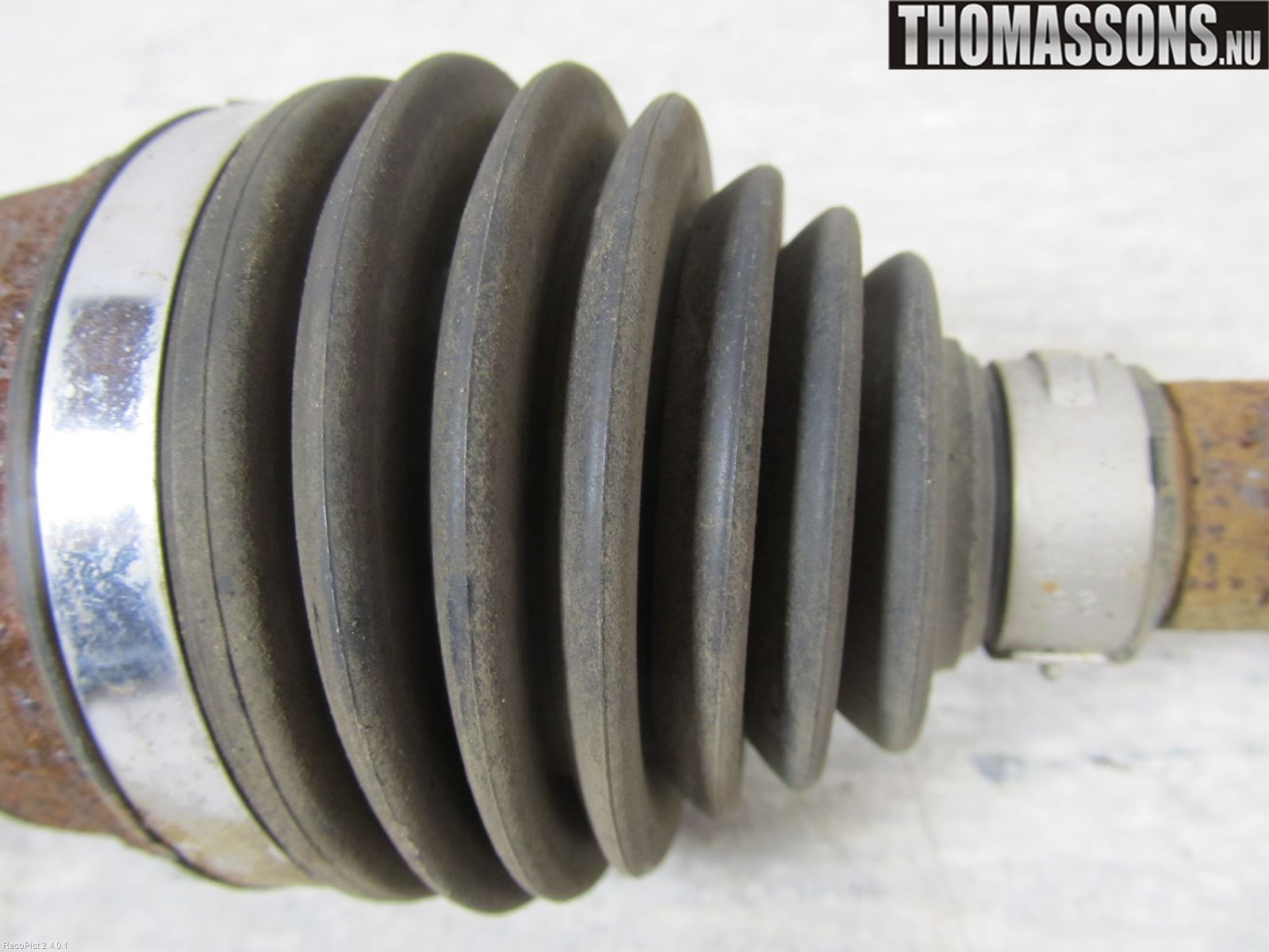 Toyota RAV 4 06-12 Drivaxel Bak Vänster