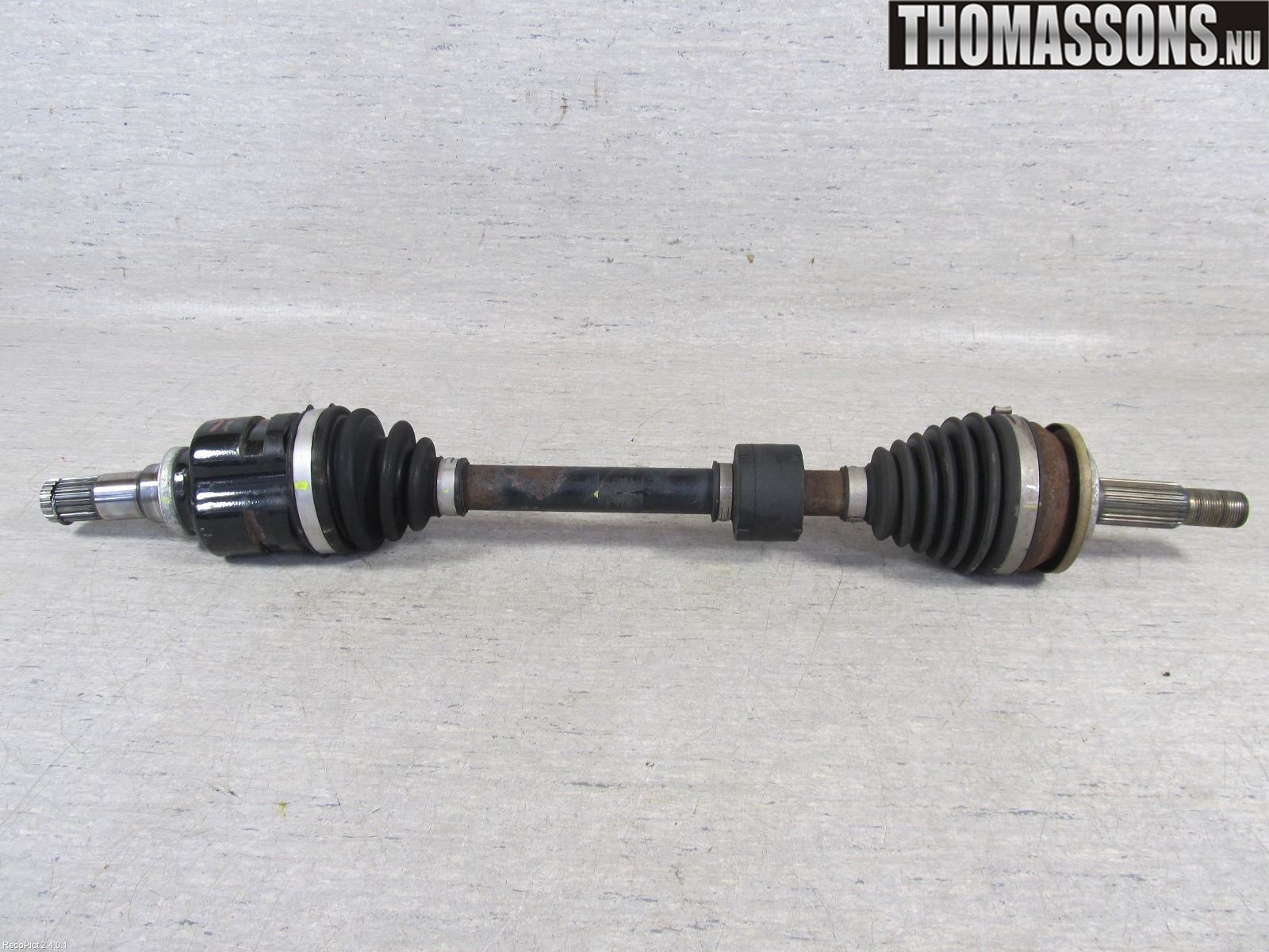 Toyota AVENSIS 09-15 Drivaxel Fram Vänster