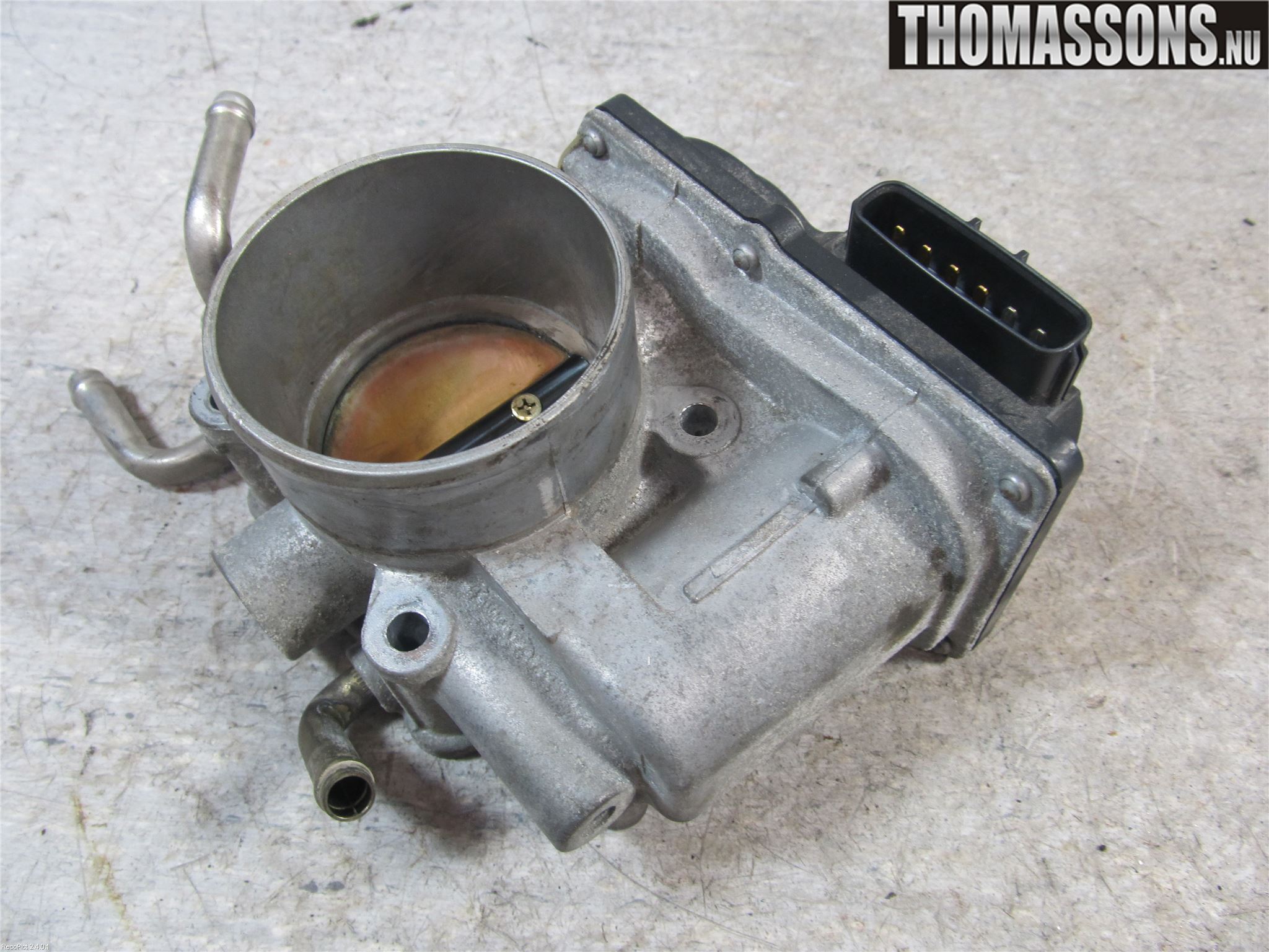 Toyota AVENSIS 03-06 Injspjällhus