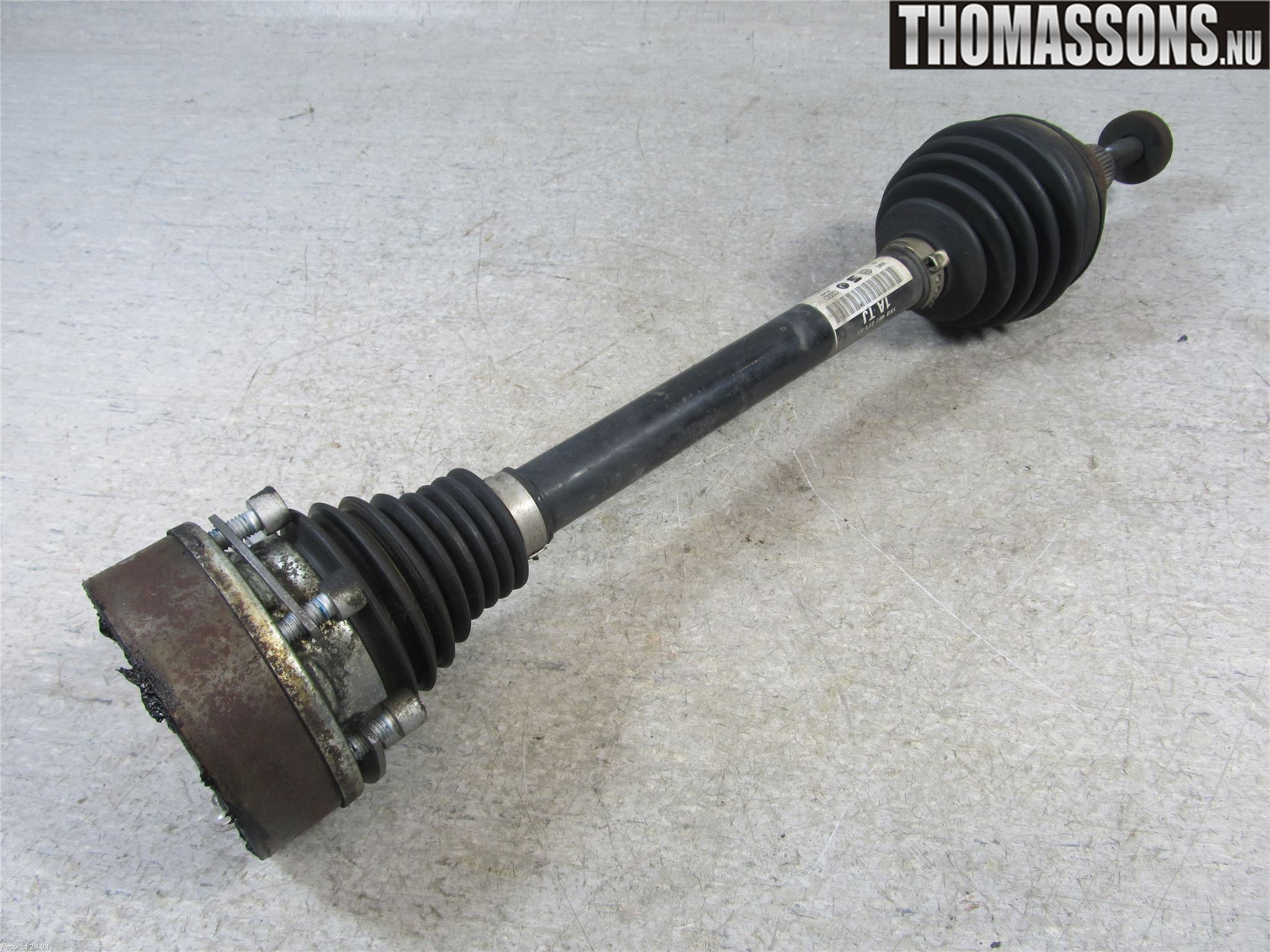 Audi A3/S3 05-13 Drivaxel Fram Vänster