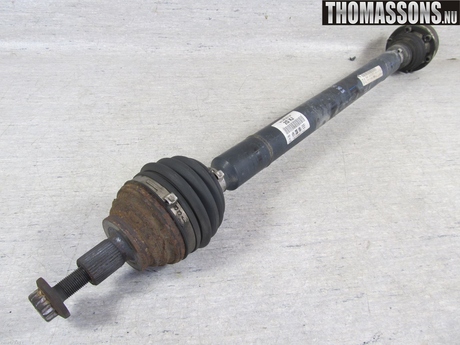 Volkswagen VW GOLF VI 09-13 Drivaxel Fram Höger