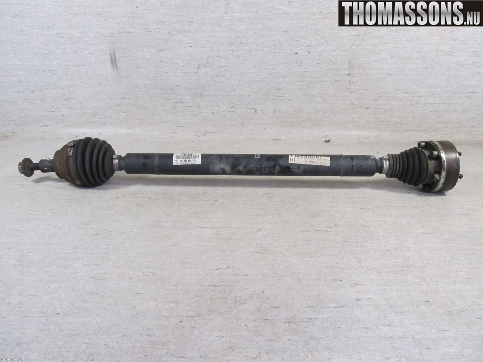 Volkswagen VW GOLF VI 09-13 Drivaxel Fram Höger