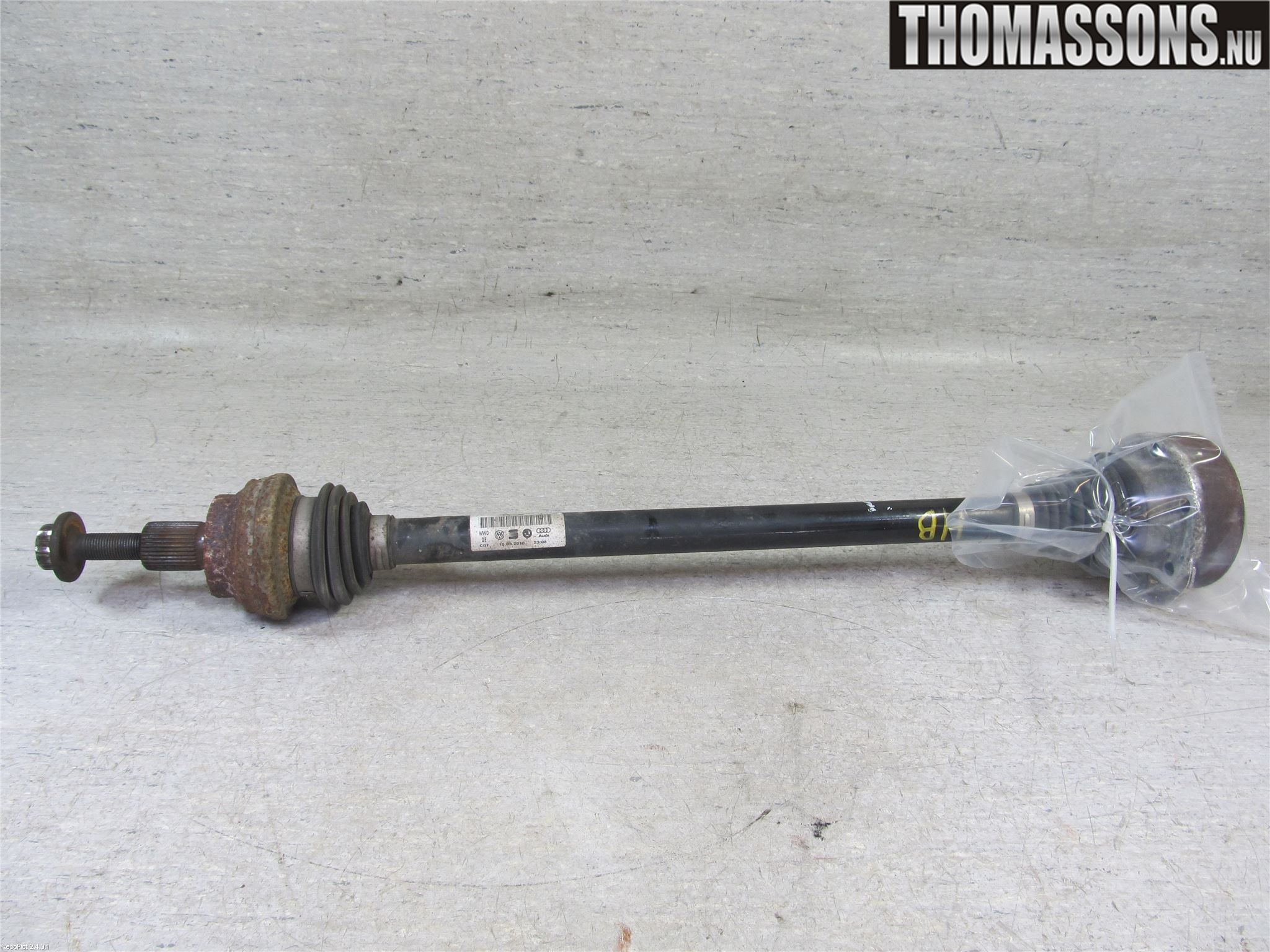 Skoda YETI Drivaxel Bak Vänster