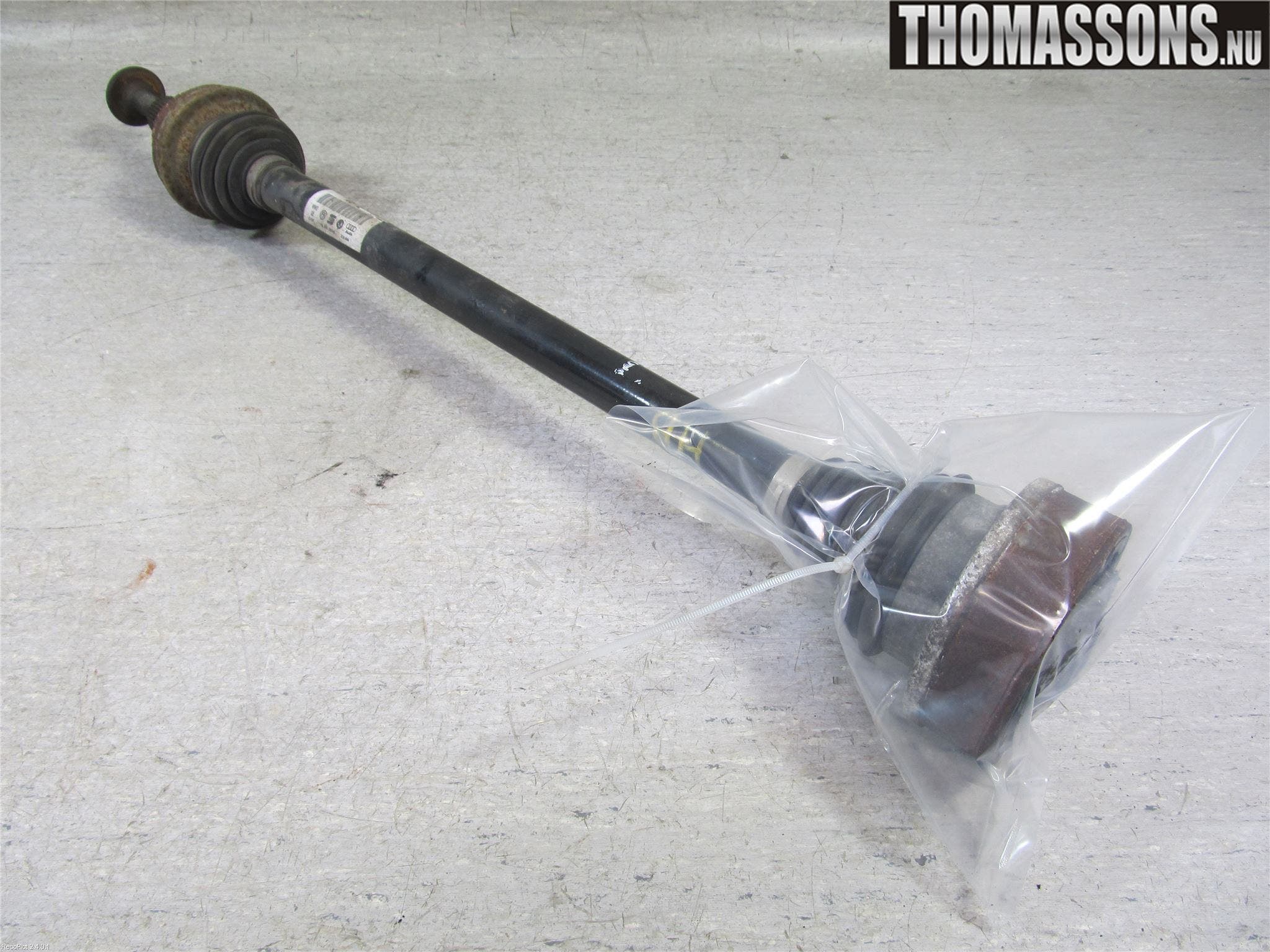 Skoda YETI Drivaxel Bak Vänster