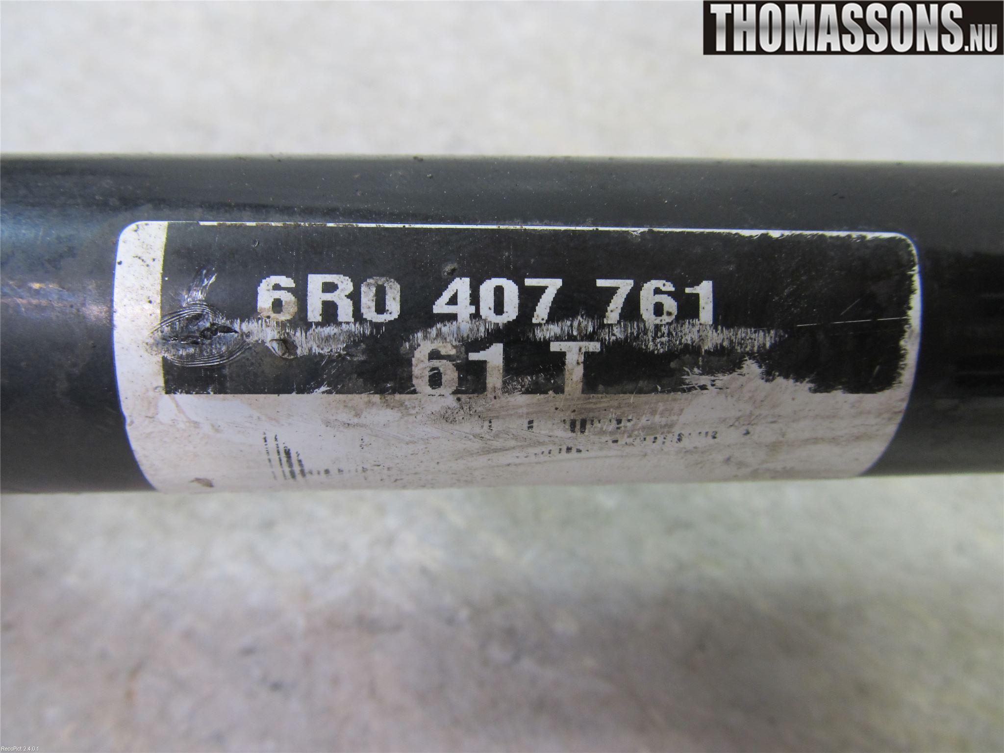 Volkswagen VW POLO 10-17 Drivaxel Fram Vänster