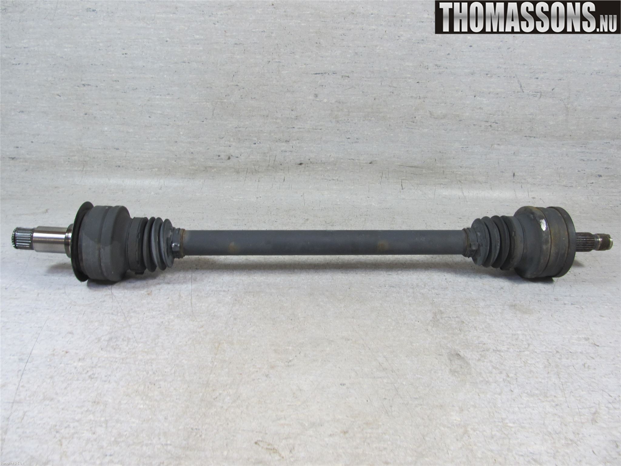 Mercedes-Benz MB SLK 200-350 (R171) 05-11 Drivaxel Bak Höger
