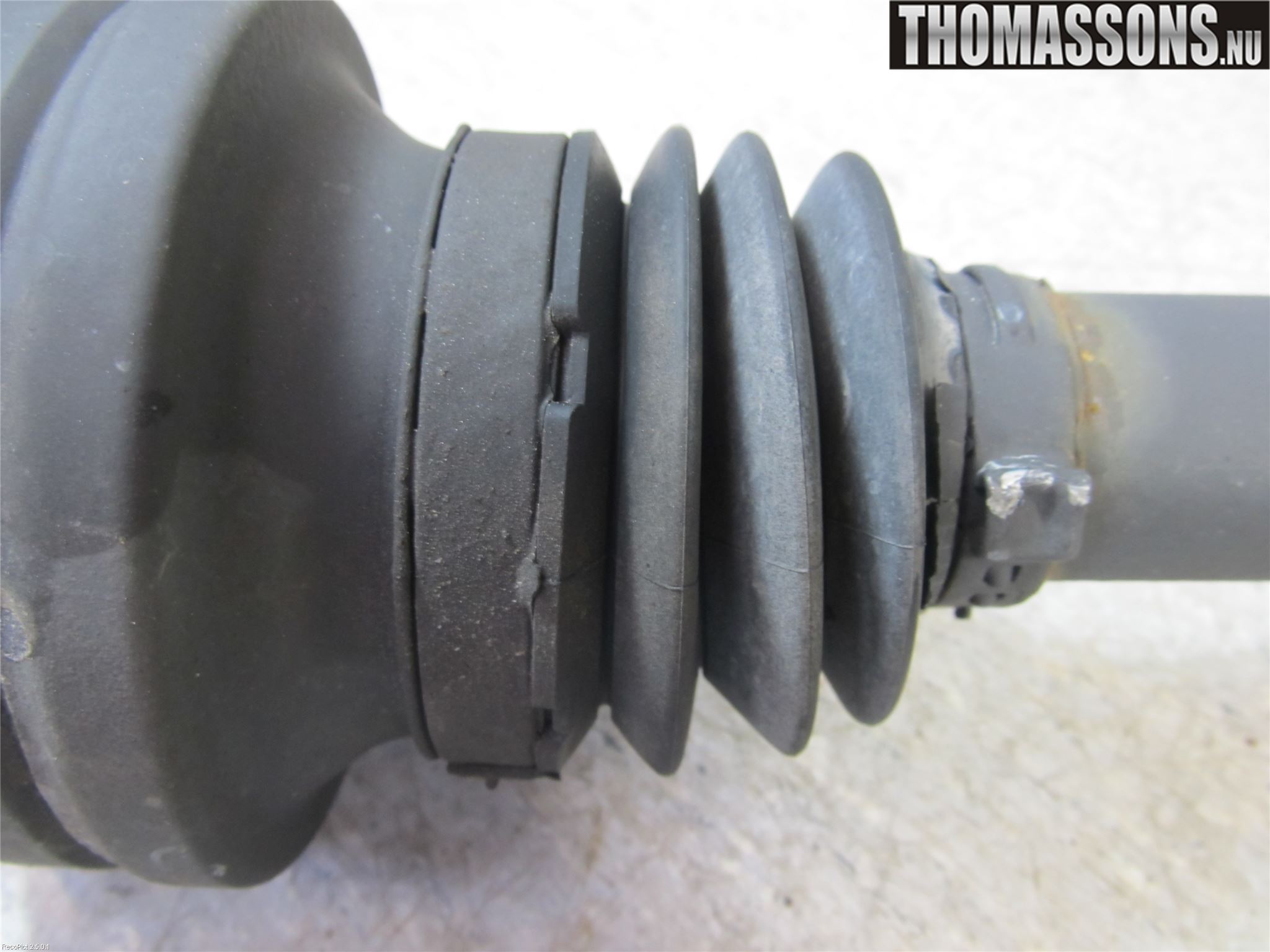 Mercedes-Benz MB SLK 200-350 (R171) 05-11 Drivaxel Bak Höger