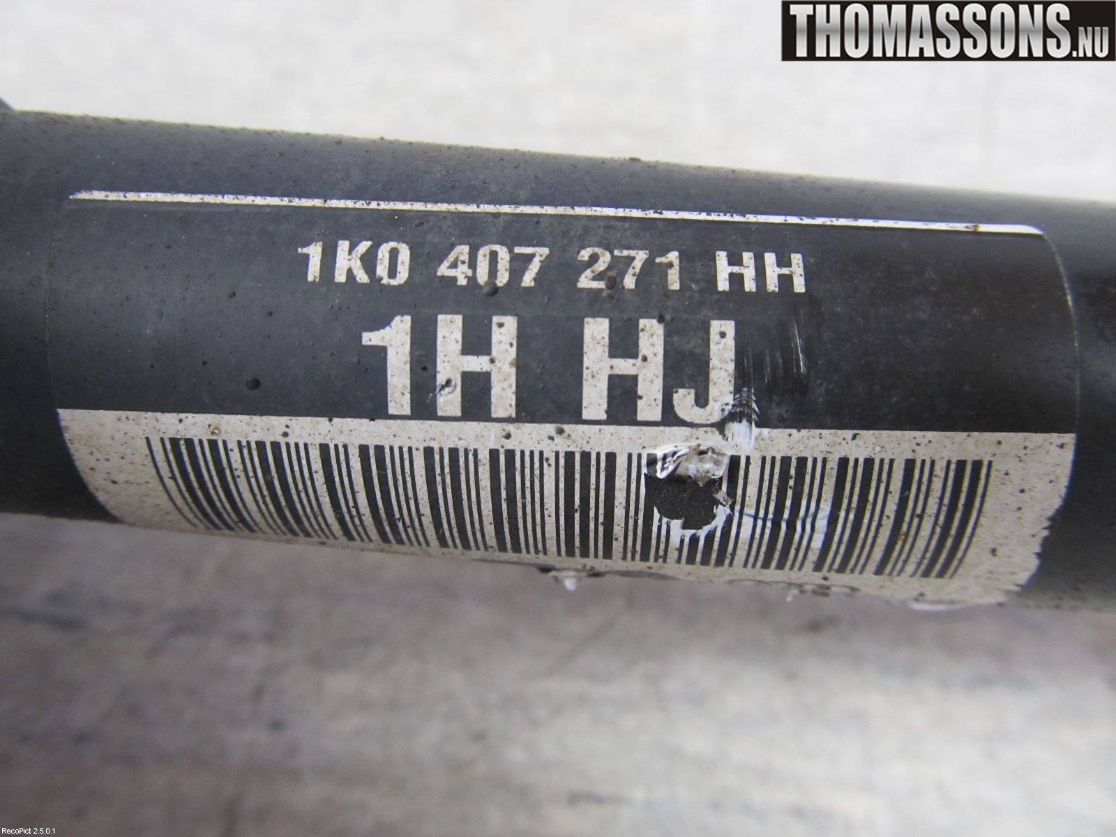 Volkswagen VW PASSAT 05-11 Drivaxel Fram Vänster