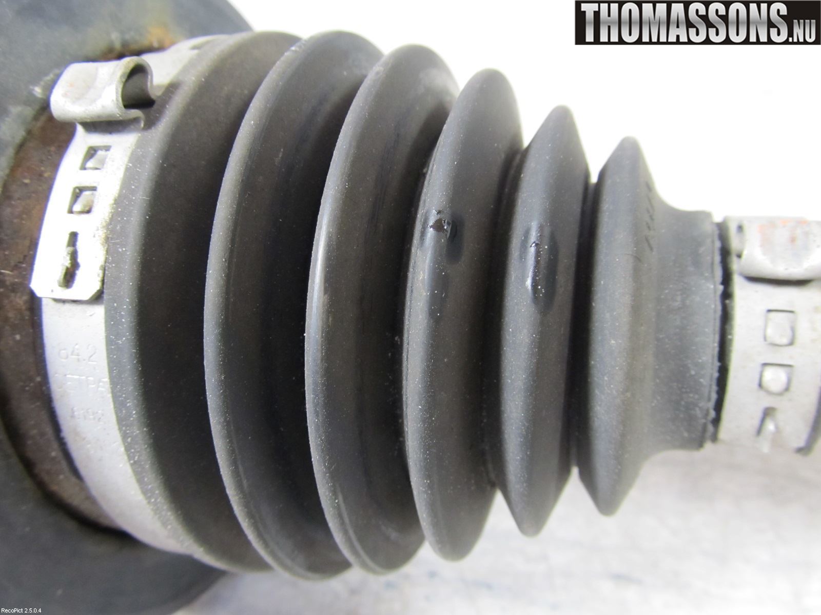 Mercedes-Benz MB ML (W164) 05-11 Drivaxel Bak Vänster