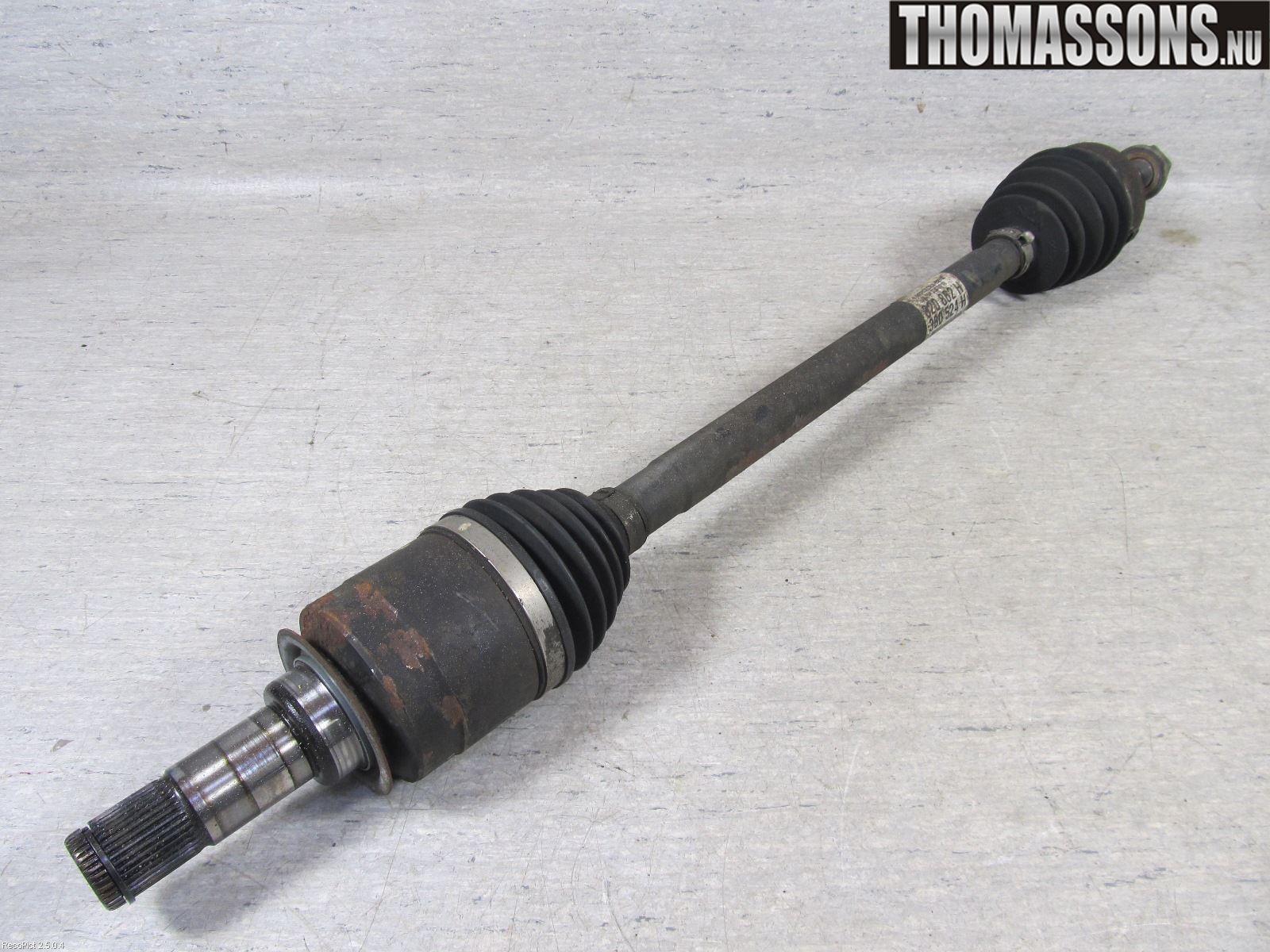 Mercedes-Benz MB ML (W164) 05-11 Drivaxel Bak Höger