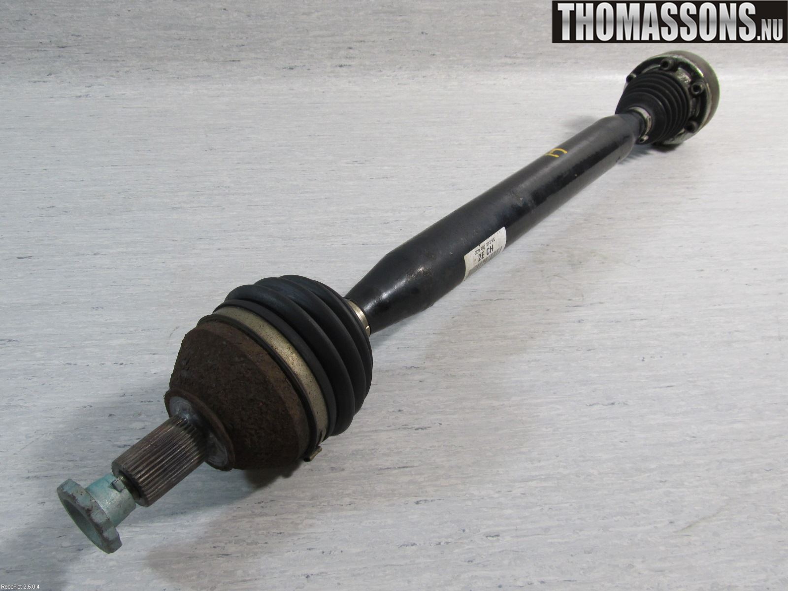 Skoda ROOMSTER Drivaxel Fram Höger