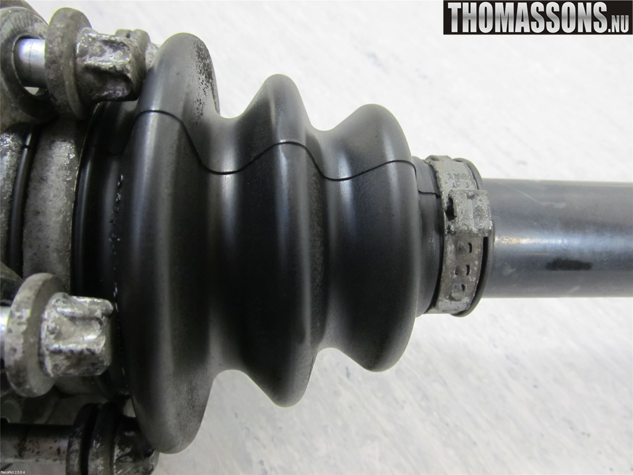 BMW 1 E82/88 Coupé/Cab 06-13 Drivaxel Bak Höger