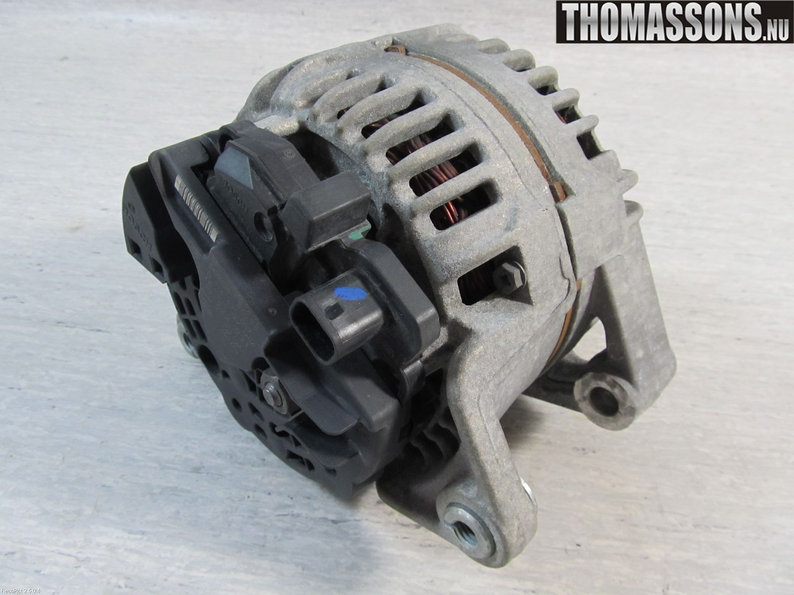 Opel CORSA D 07-14 Generator