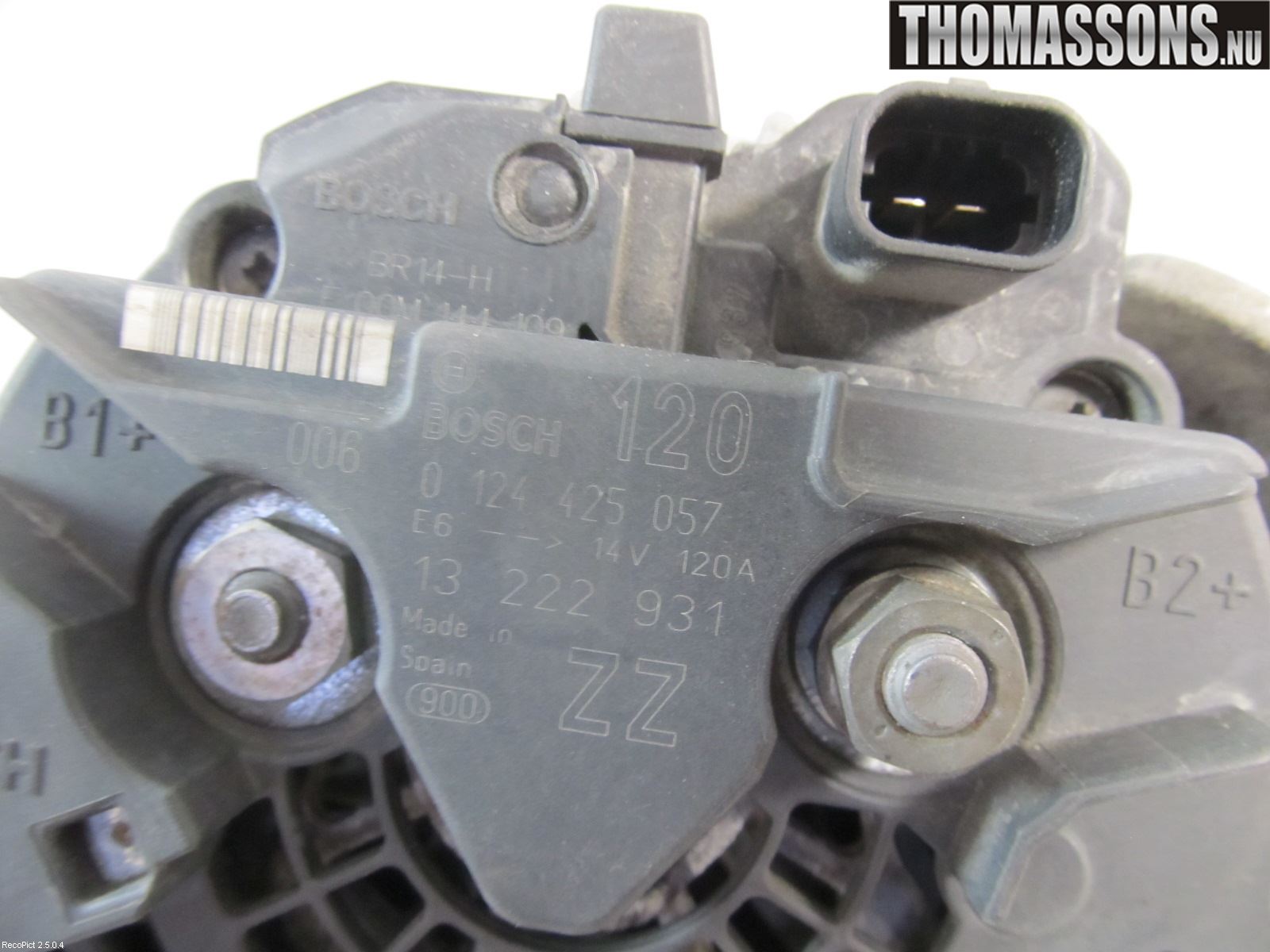 Opel CORSA D 07-14 Generator