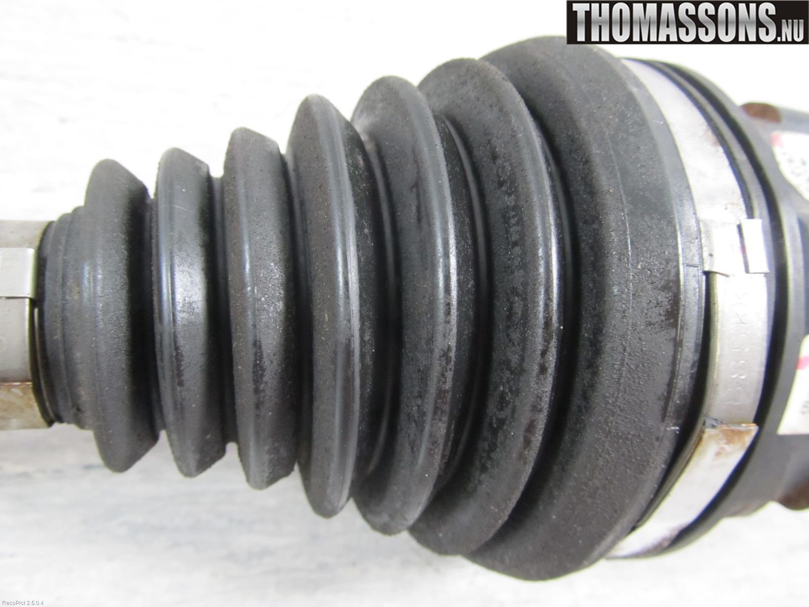 Lexus CT 200h Drivaxel Fram Vänster