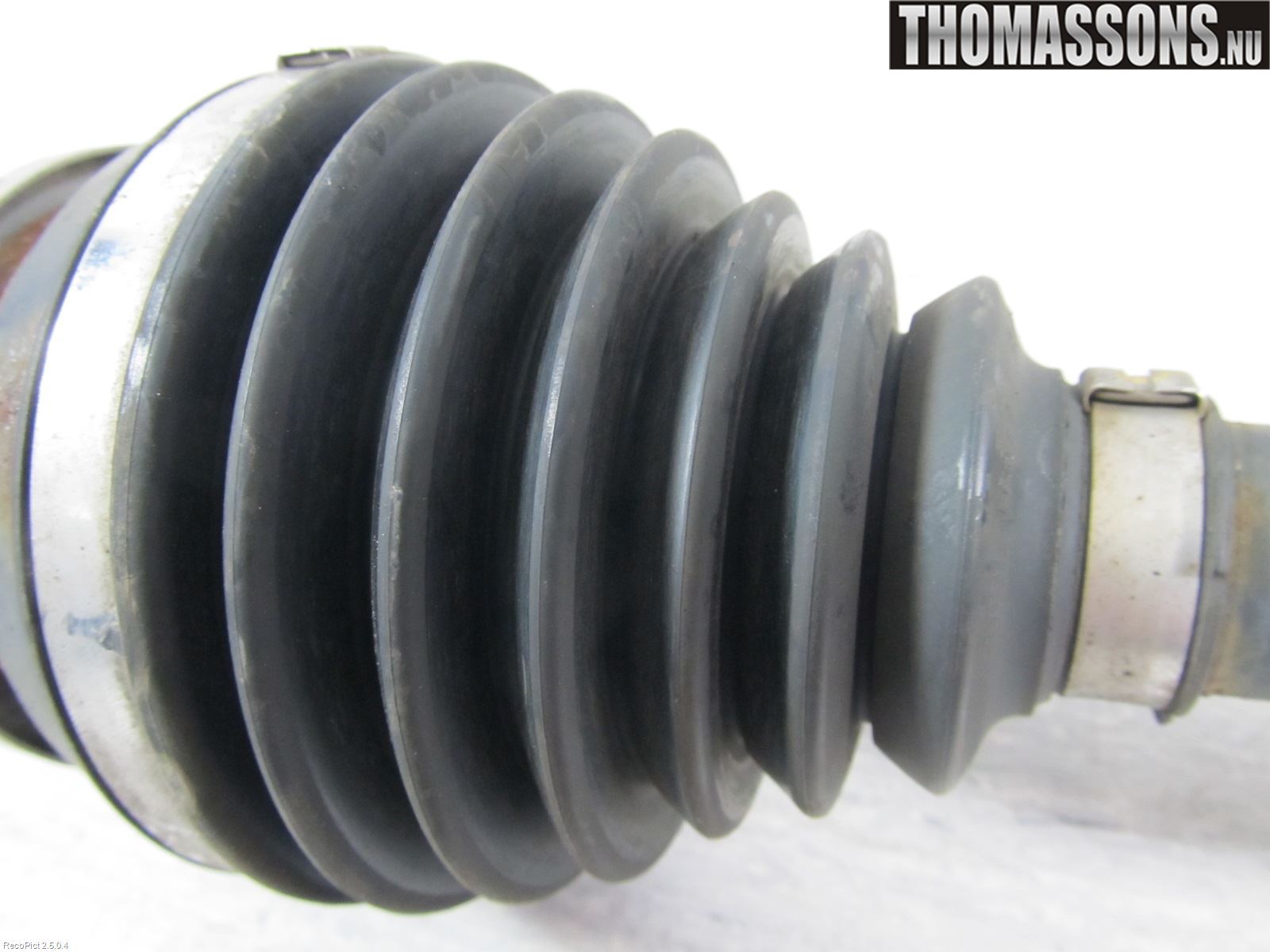 Lexus CT 200h Drivaxel Fram Vänster