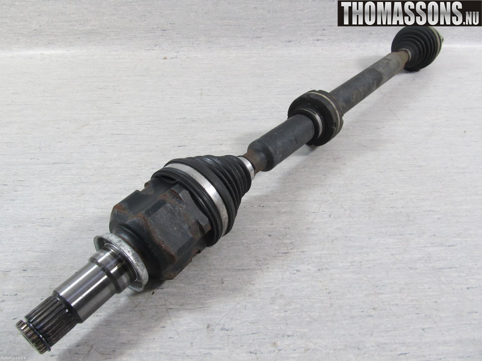 Lexus CT 200h Drivaxel Fram Höger