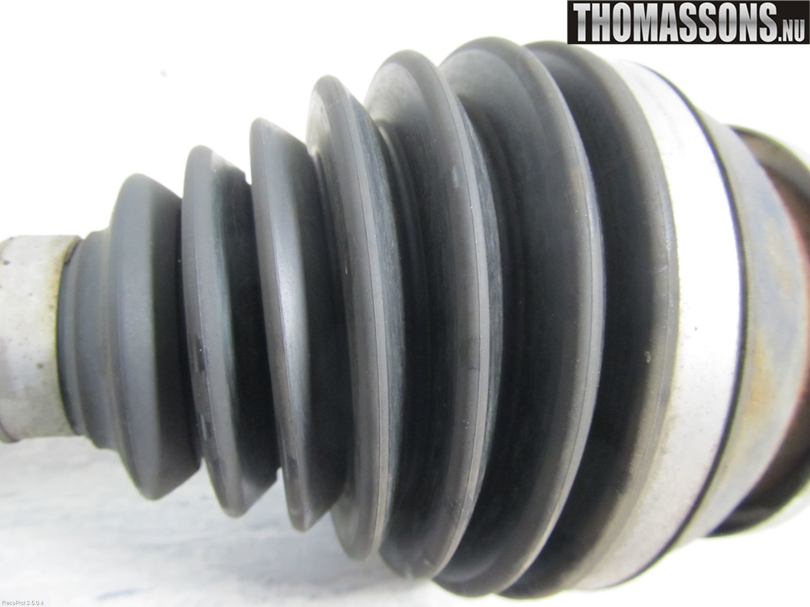 Lexus CT 200h Drivaxel Fram Höger