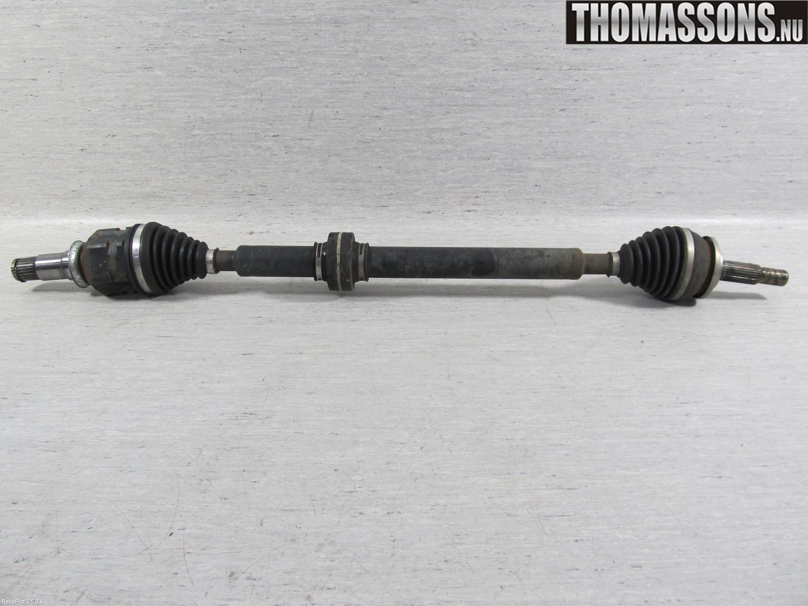 Lexus CT 200h Drivaxel Fram Höger