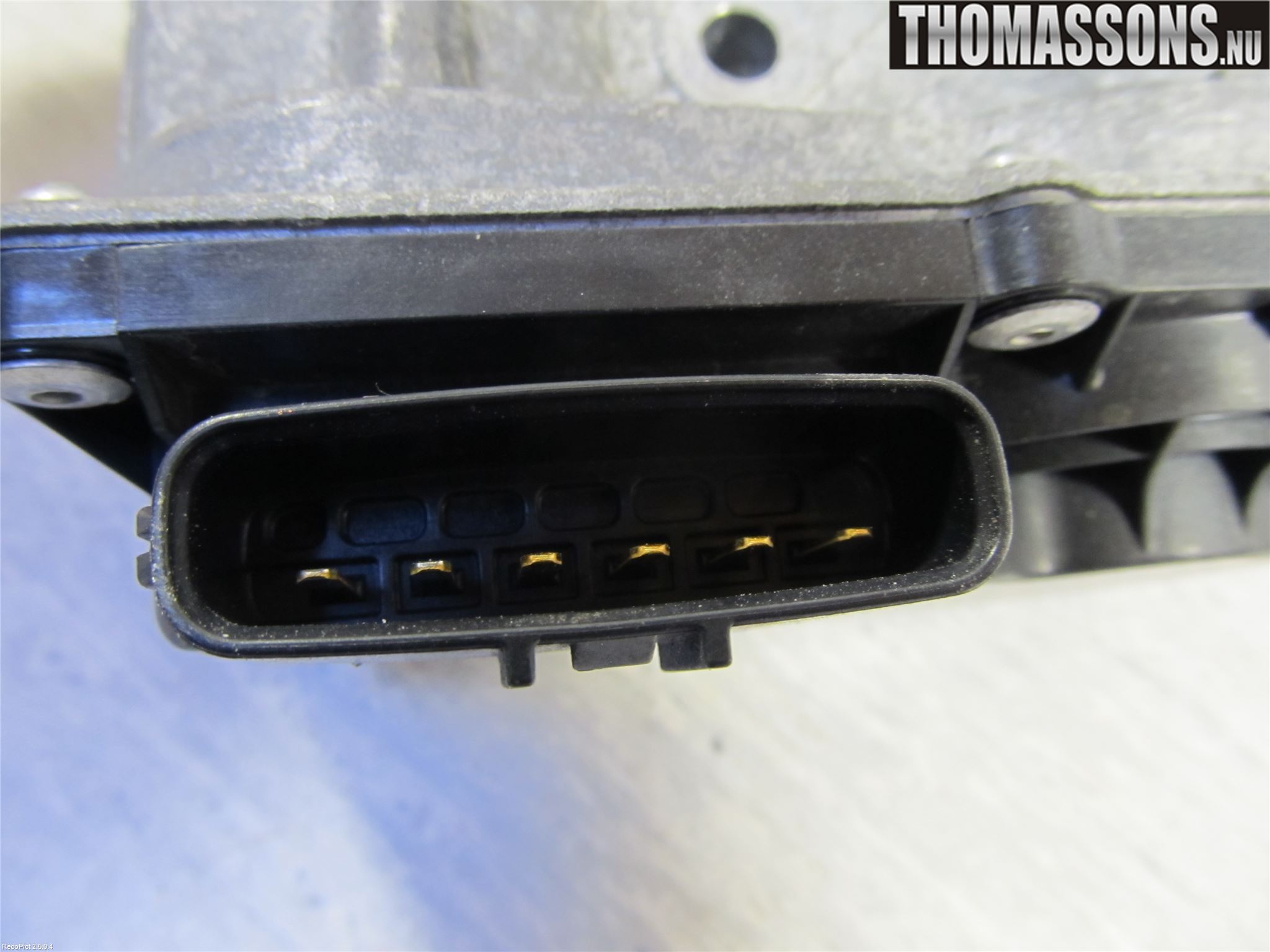 Toyota iQ Injspjällhus