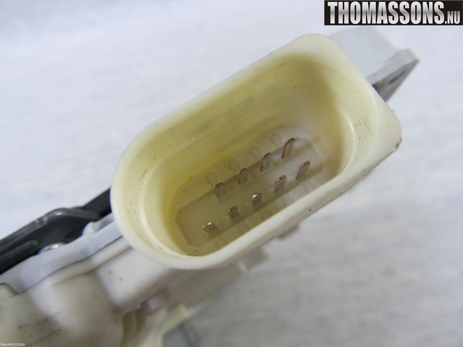 Audi A6/S6     05-11 Låskista-Dörrlås