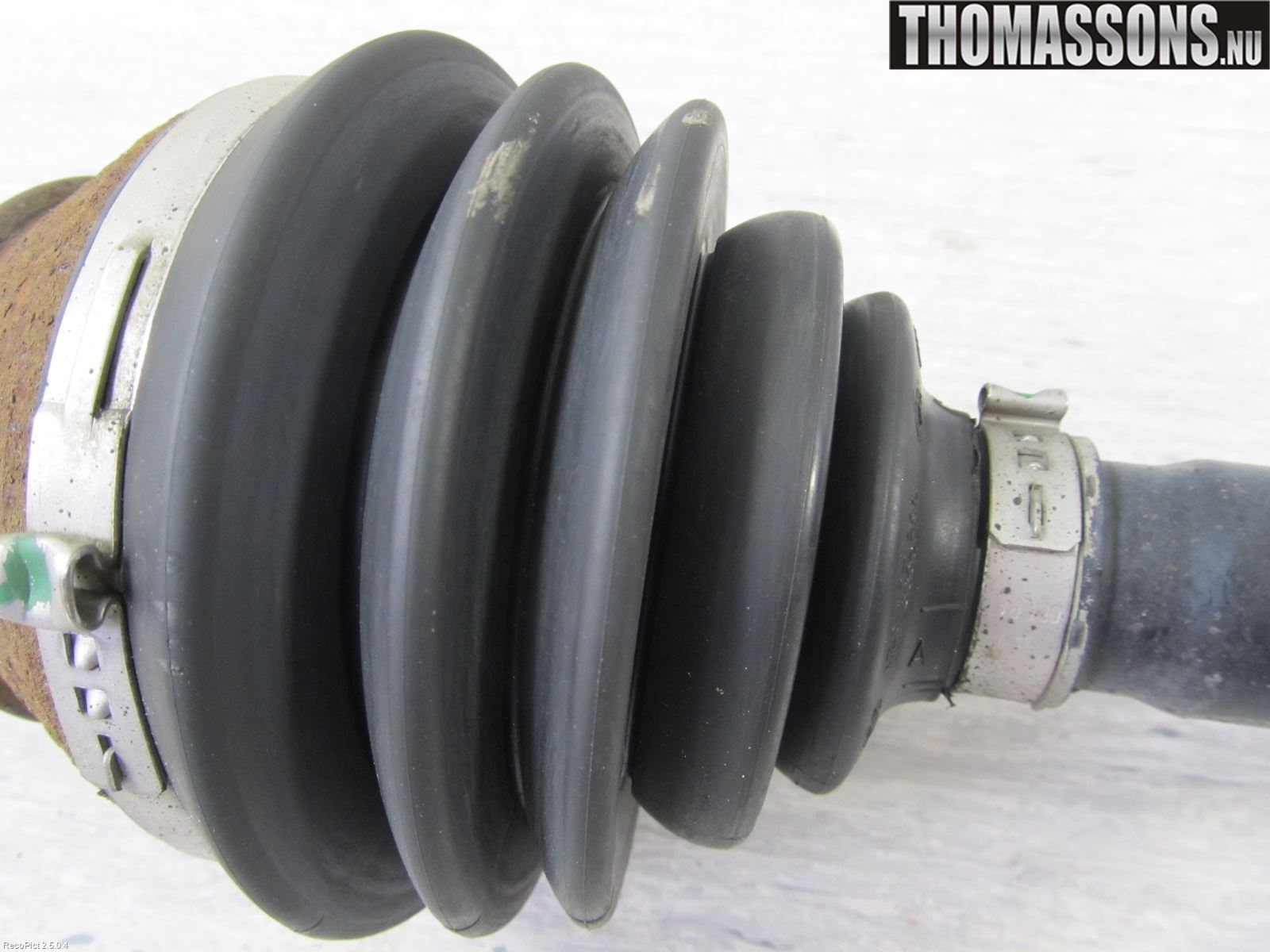 Audi A6/S6     05-11 Drivaxel Fram Vänster