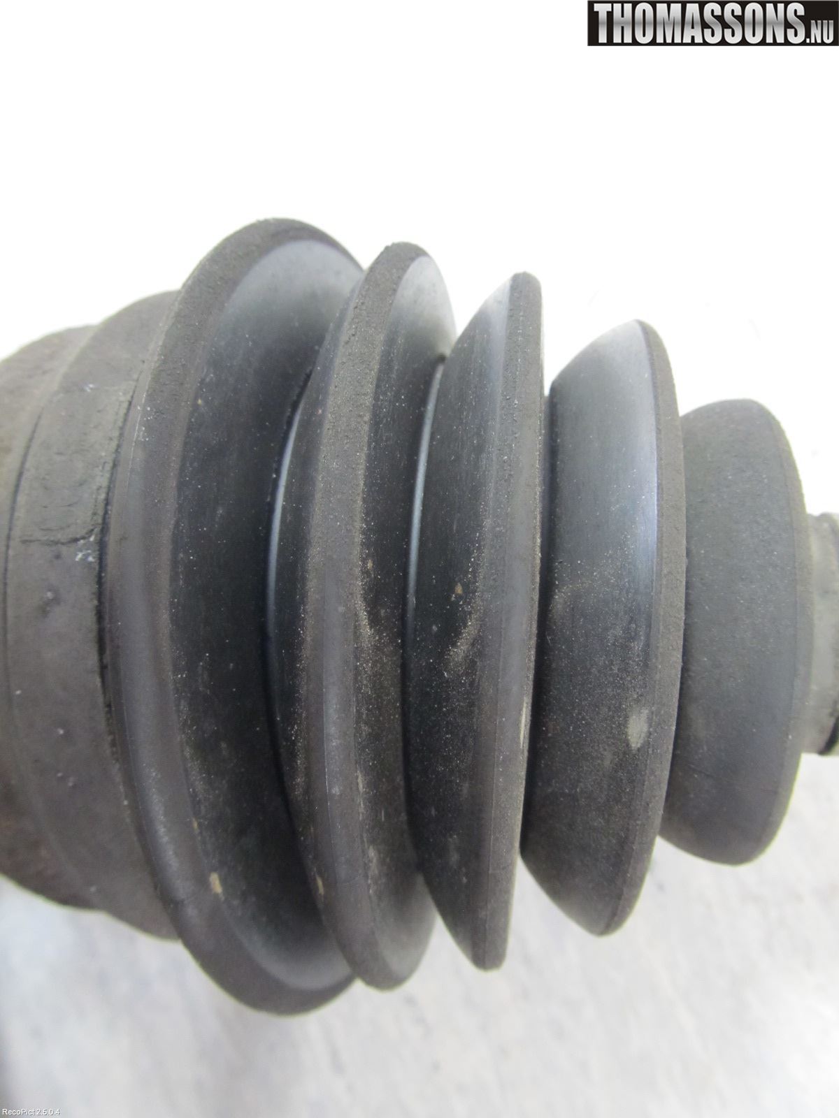 Dacia LOGAN MCV/STEPWAY Drivaxel Fram Höger