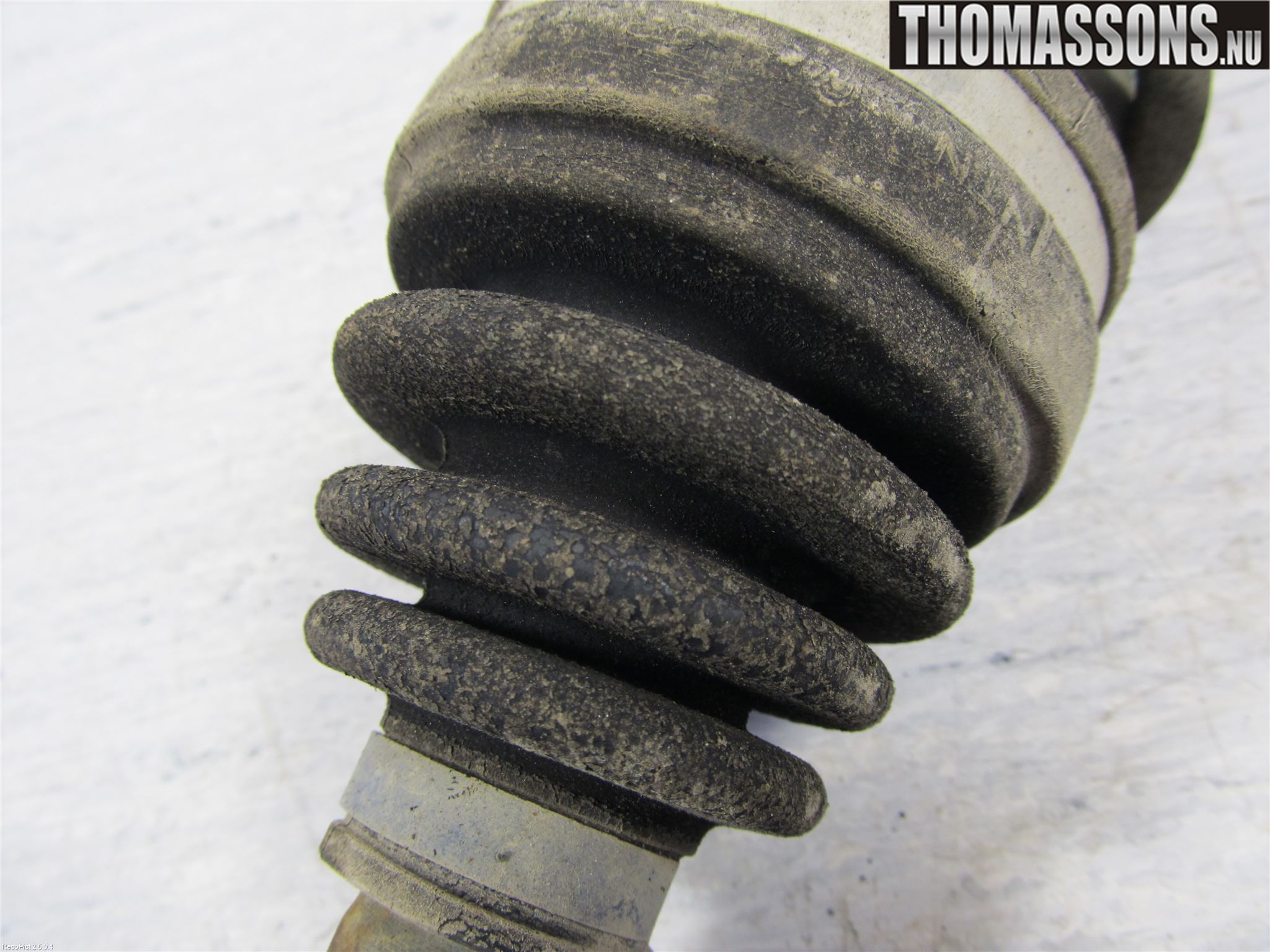 Subaru JUSTY      N Drivaxel Fram Höger