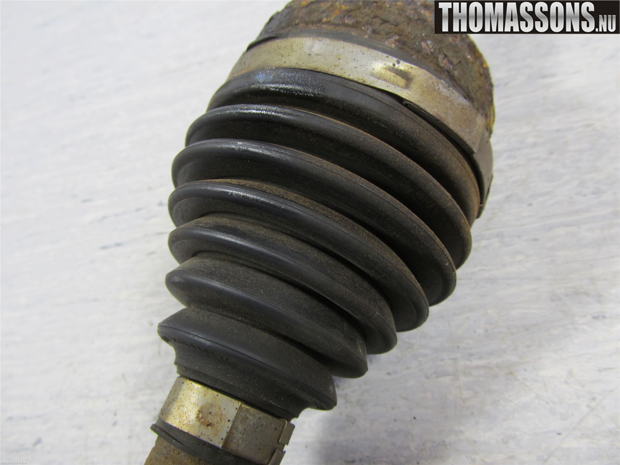 Subaru JUSTY      N Drivaxel Fram Höger