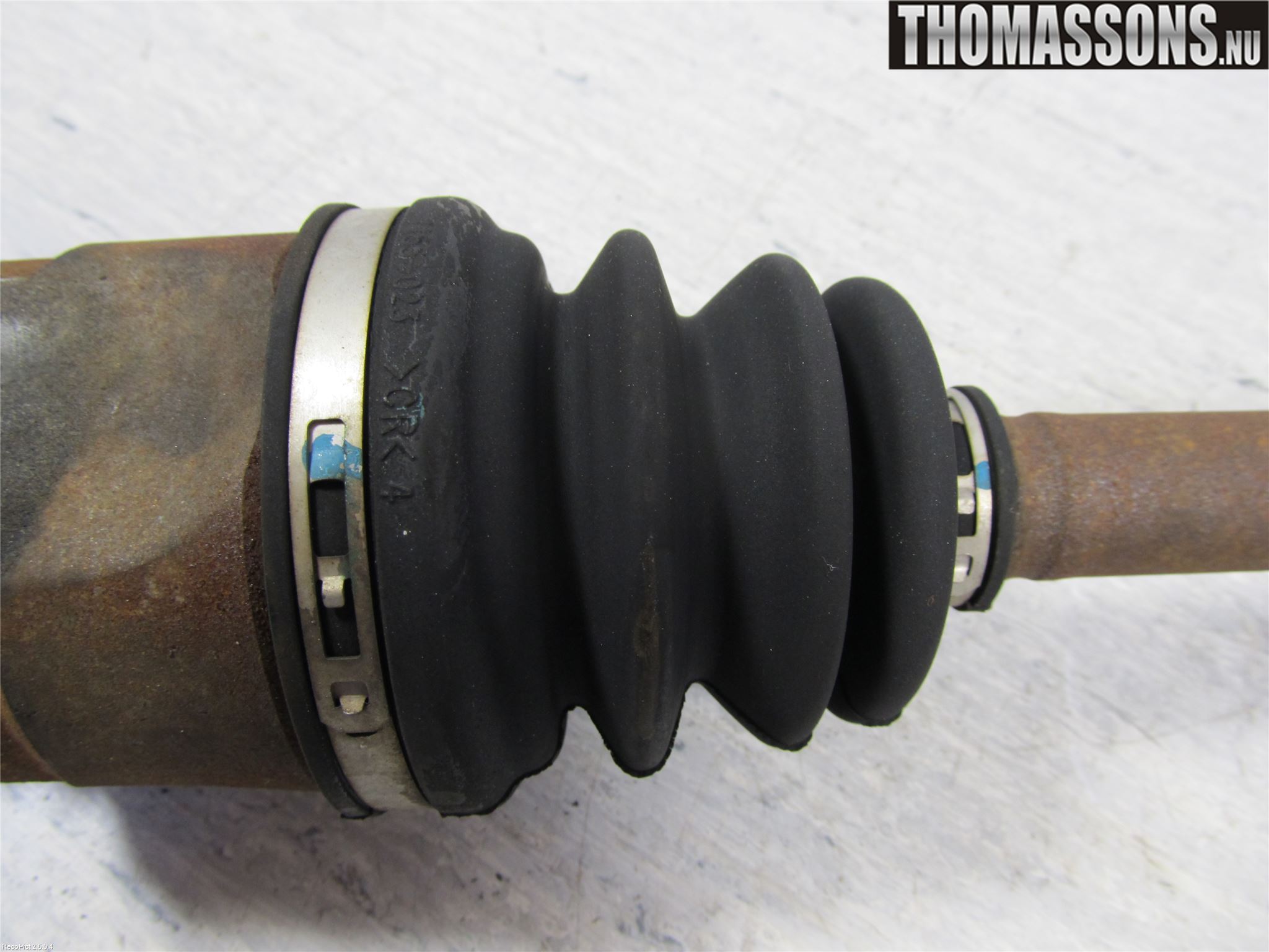 Kia PICANTO    04-11 Drivaxel Fram Höger