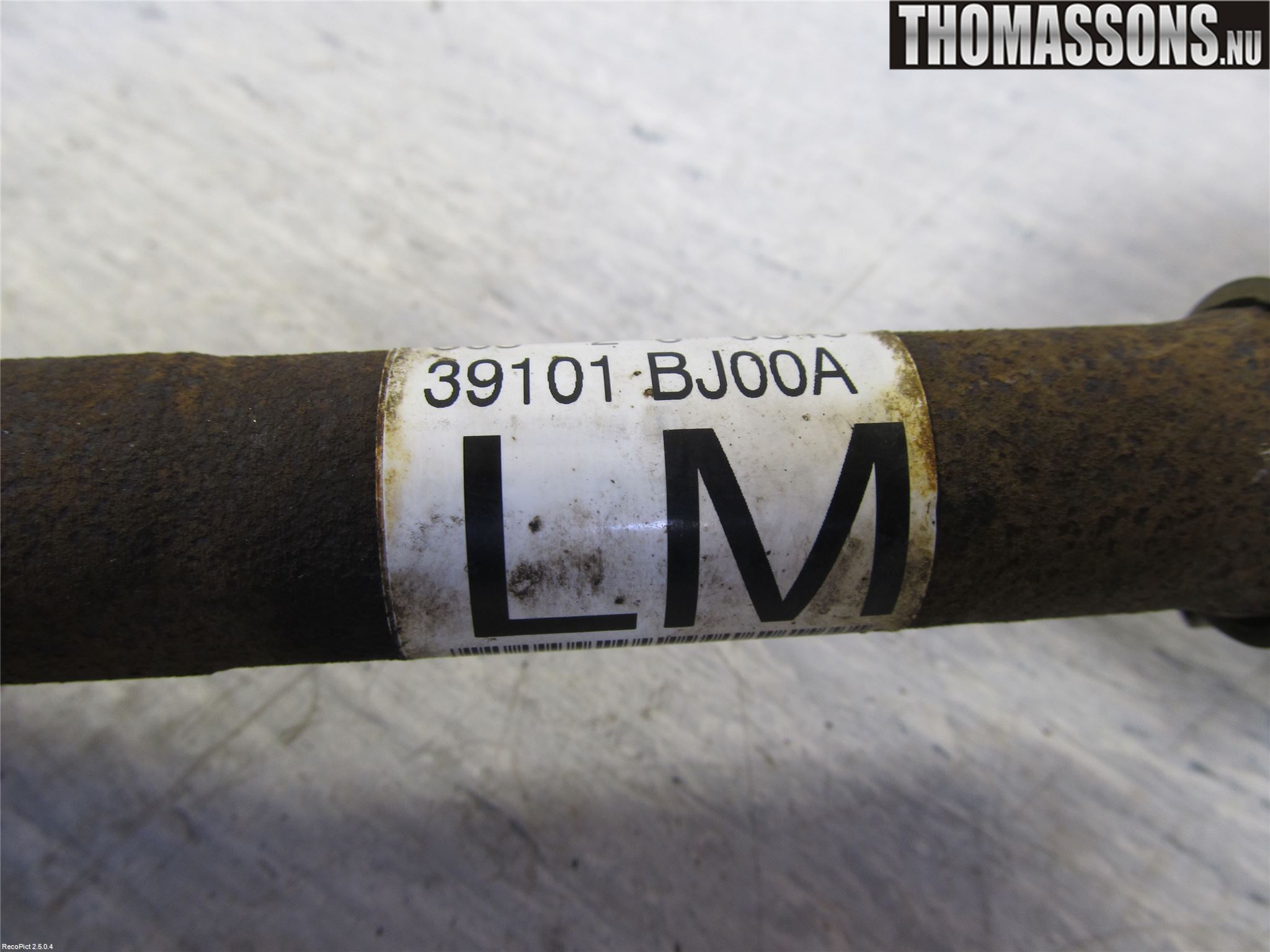 Nissan NV200/NV200 COMBI Drivaxel Fram Vänster