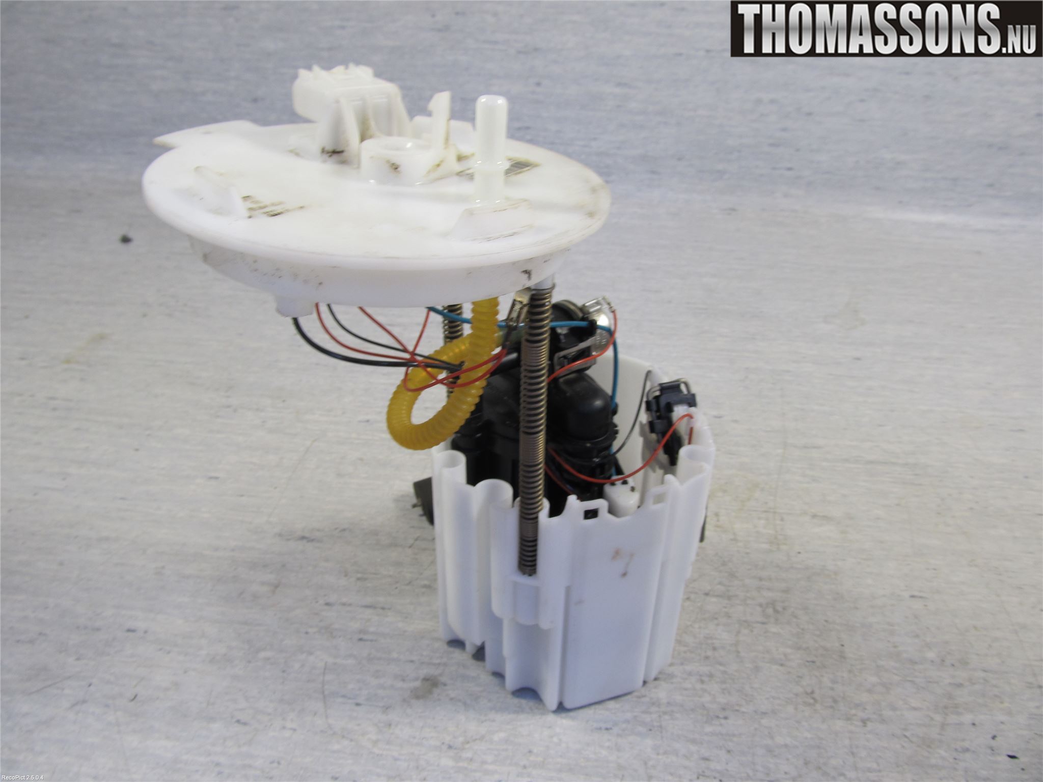 Opel ASTRA J 10-15 Bränsle Insppump Bensin