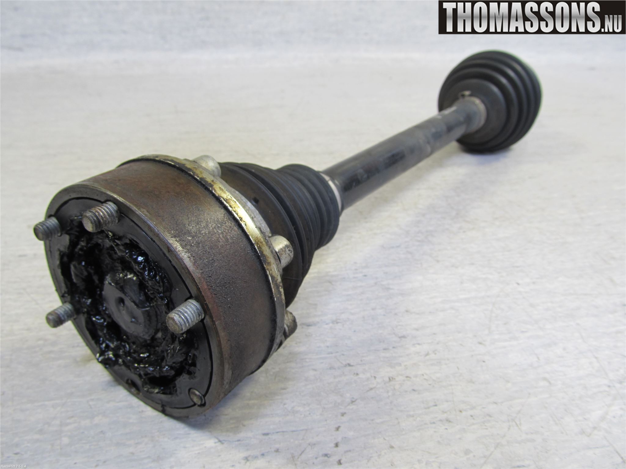 Volkswagen VW GOLF V 04-09 Drivaxel Fram Vänster