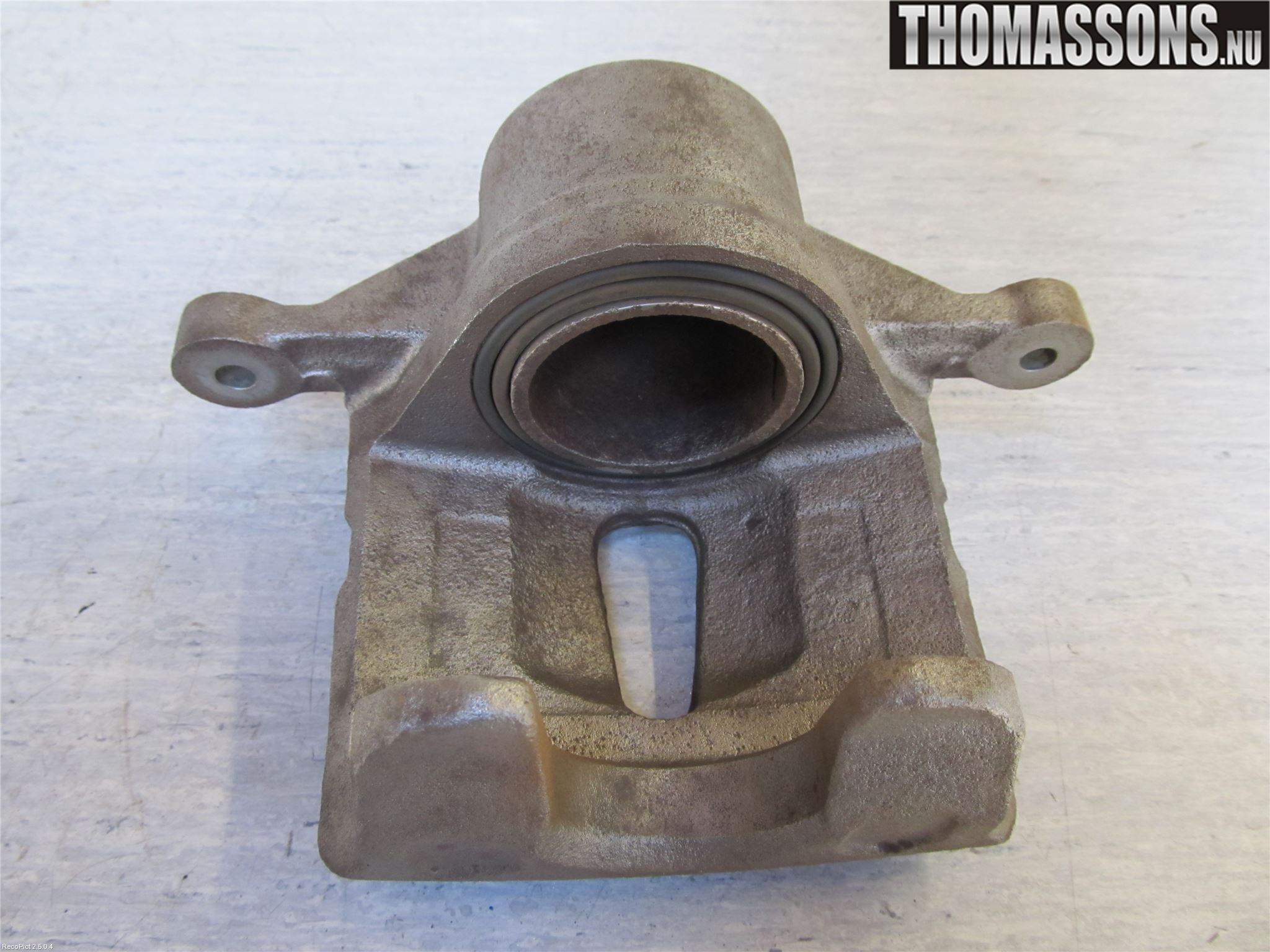 Kia CEED 06-12 Bromsok Fram Höger