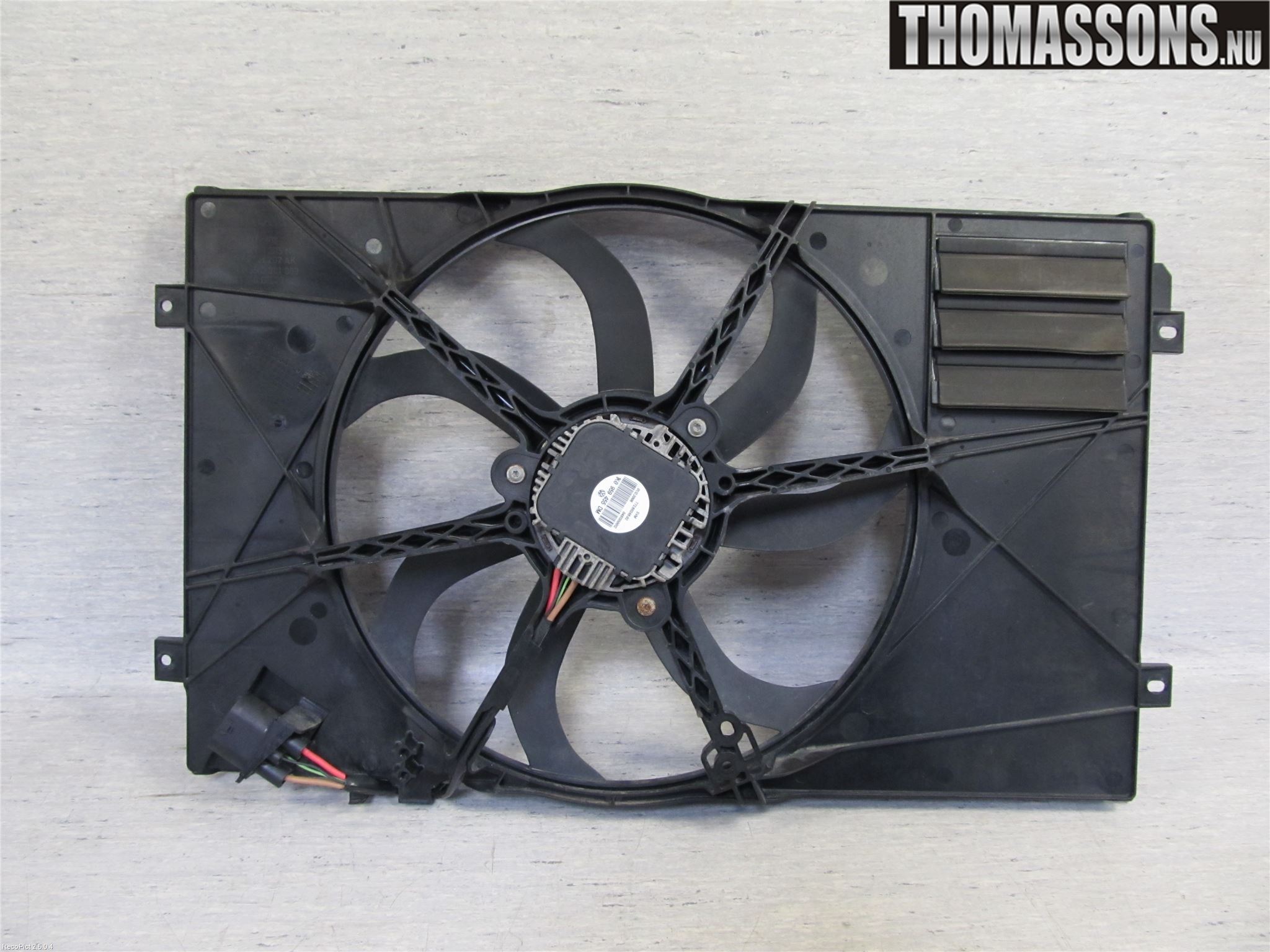 Volkswagen VW CADDY      04-10 Kylfläkt El