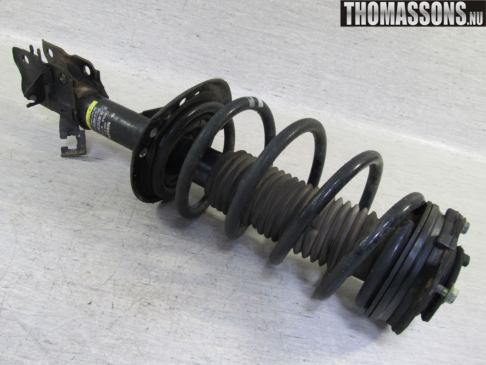 Nissan QASHQAI   07-10 Fjäderben Fram Höger