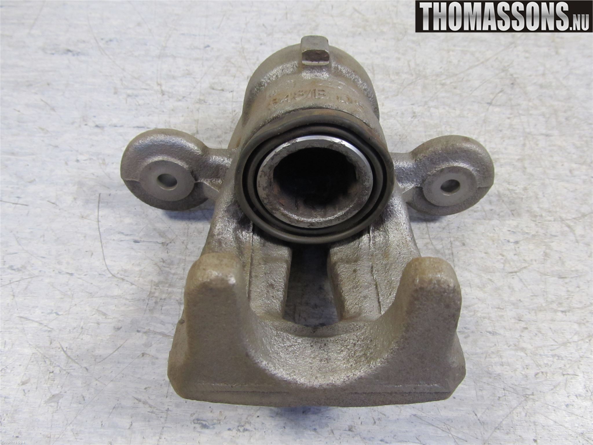 BMW 1 E87/81 5D/3D 03-11 Bromsok Bak Vänster