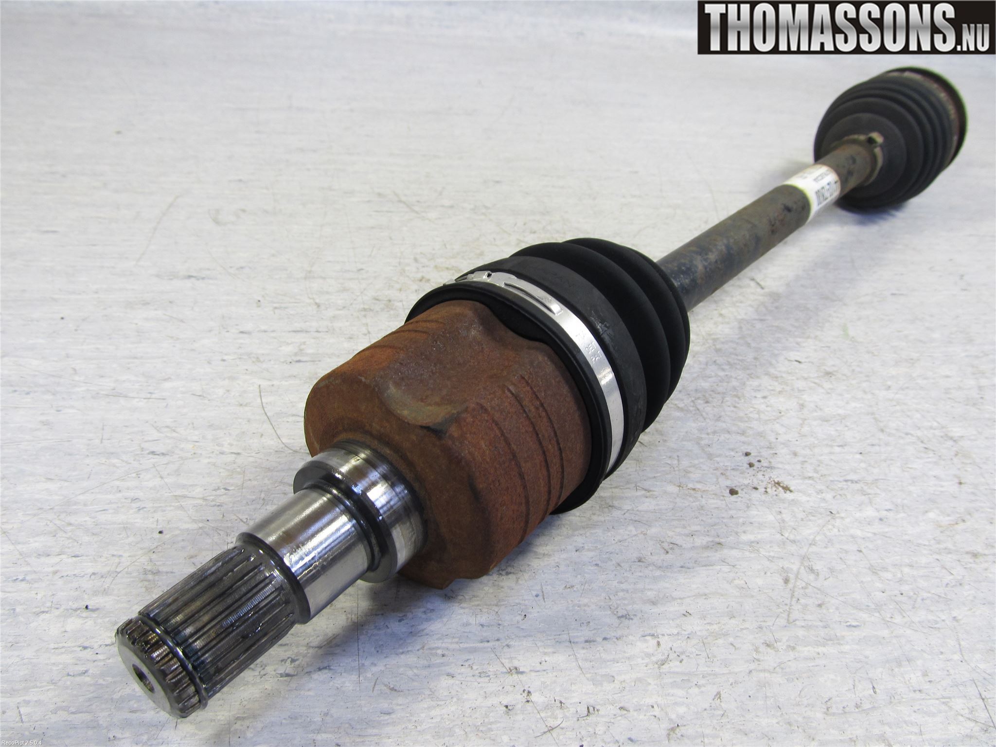 Suzuki SWIFT 05-10 Drivaxel Fram Vänster