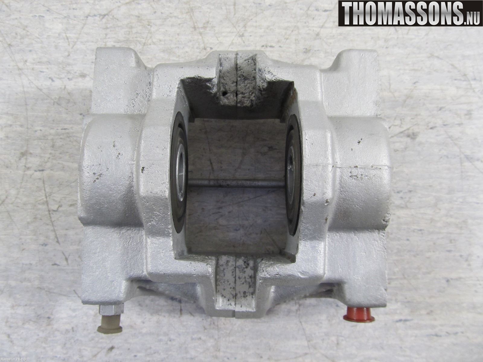 Citroen C5     05-08 Bromsok Bak Höger