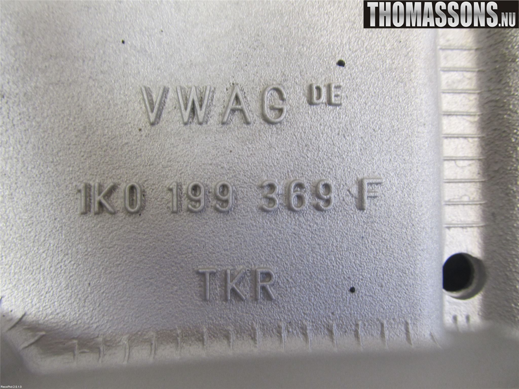 Volkswagen VW GOLF V 04-09 Framvagnsbalk