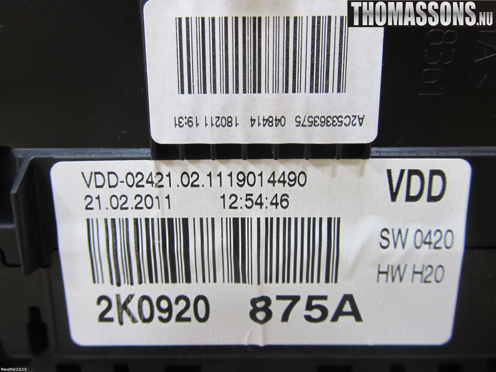 Volkswagen VW CADDY      04-10 Instrument Komb