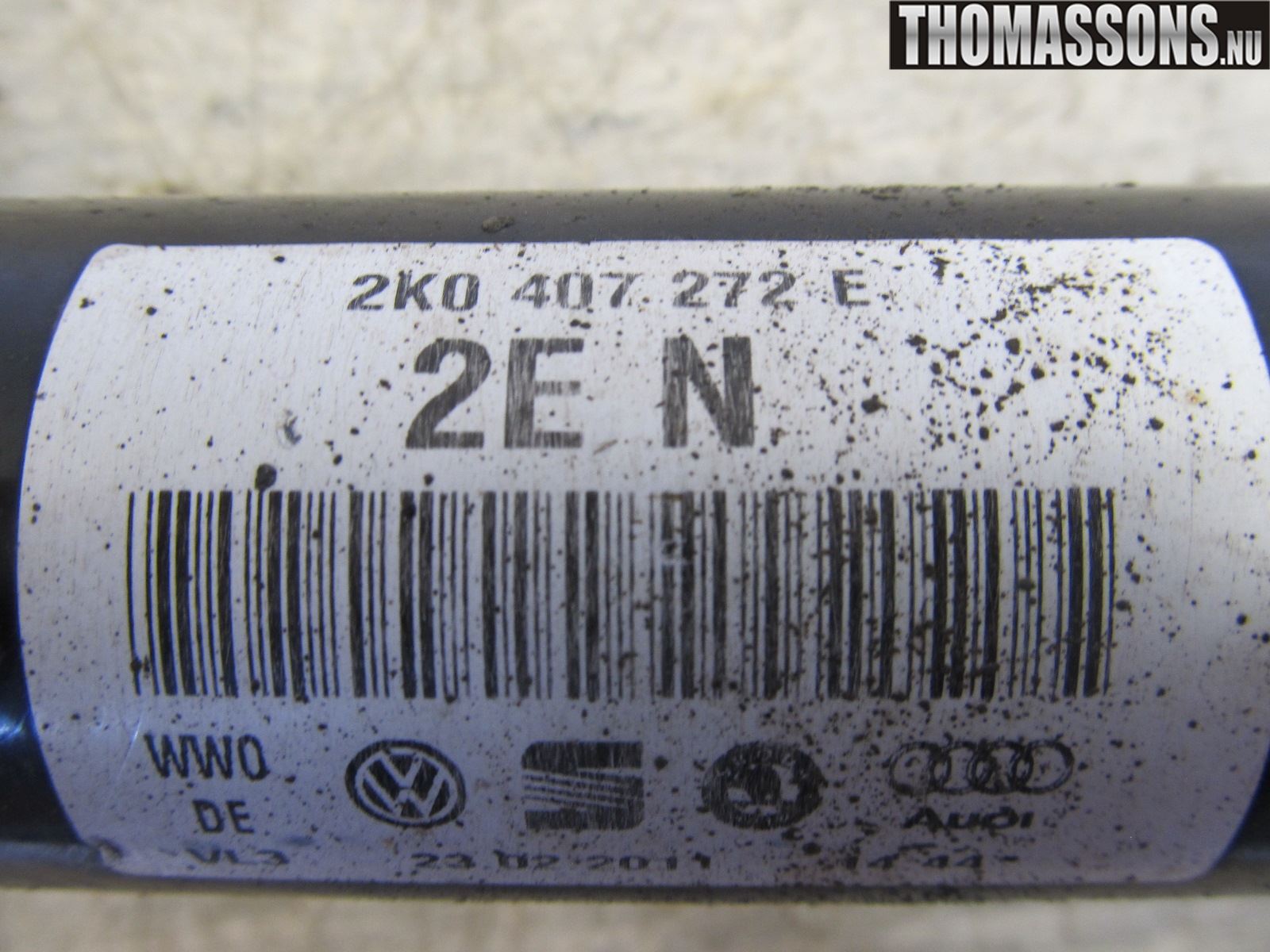 Volkswagen VW CADDY      04-10 Drivaxel Fram Höger